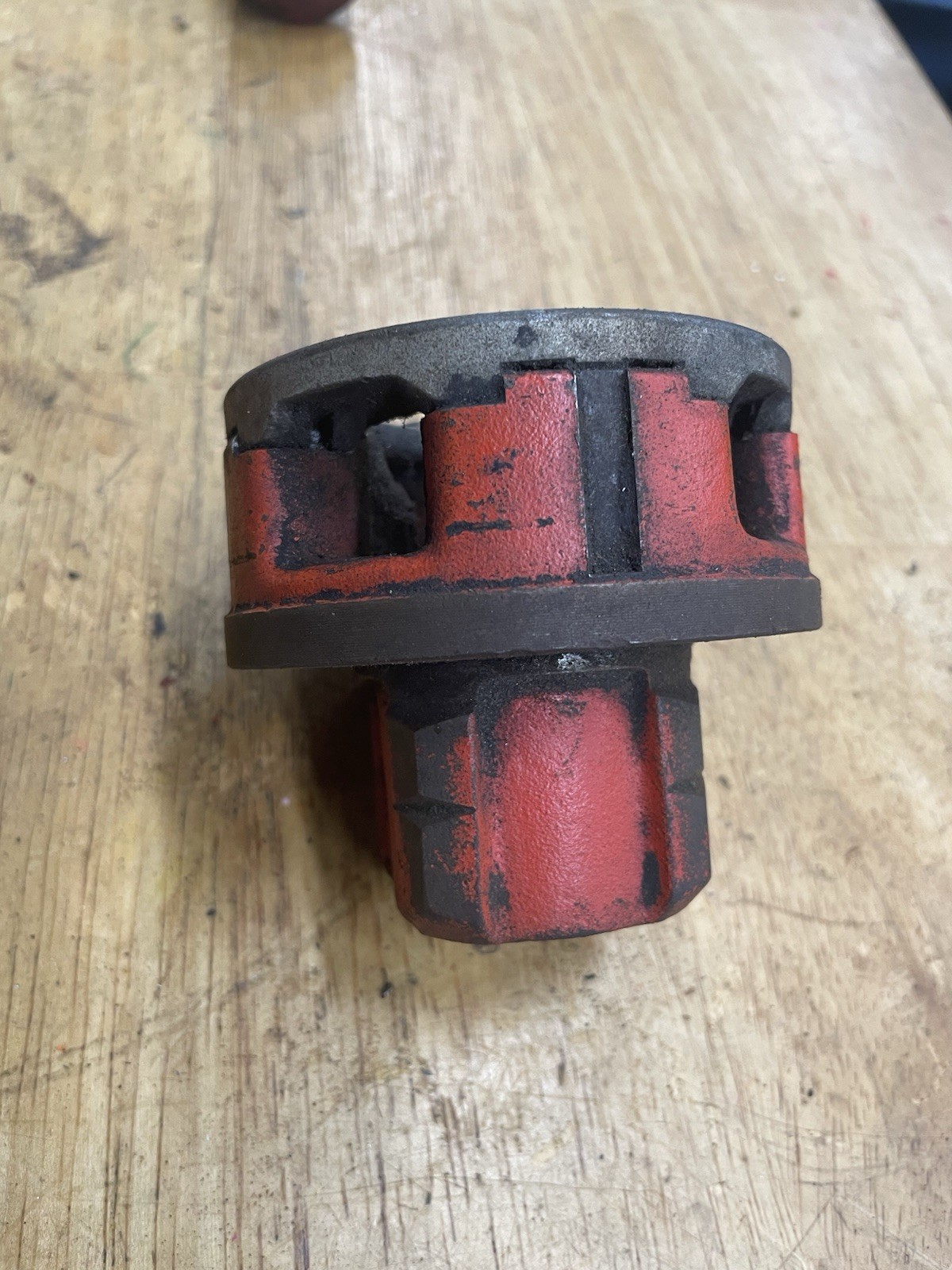 RIDGID Die Head Pipe Threader 1/2 in NPT Right Hand w/ Pipe Die