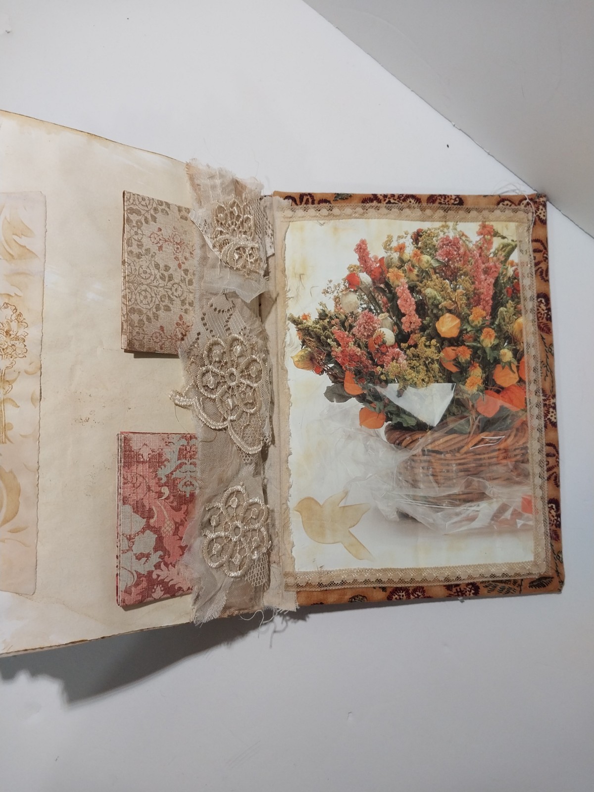 Junk Journal Boho Style Antique Vtg. Ephemera Handmade Book Lg. 9″x6.5″ 116 Pg.