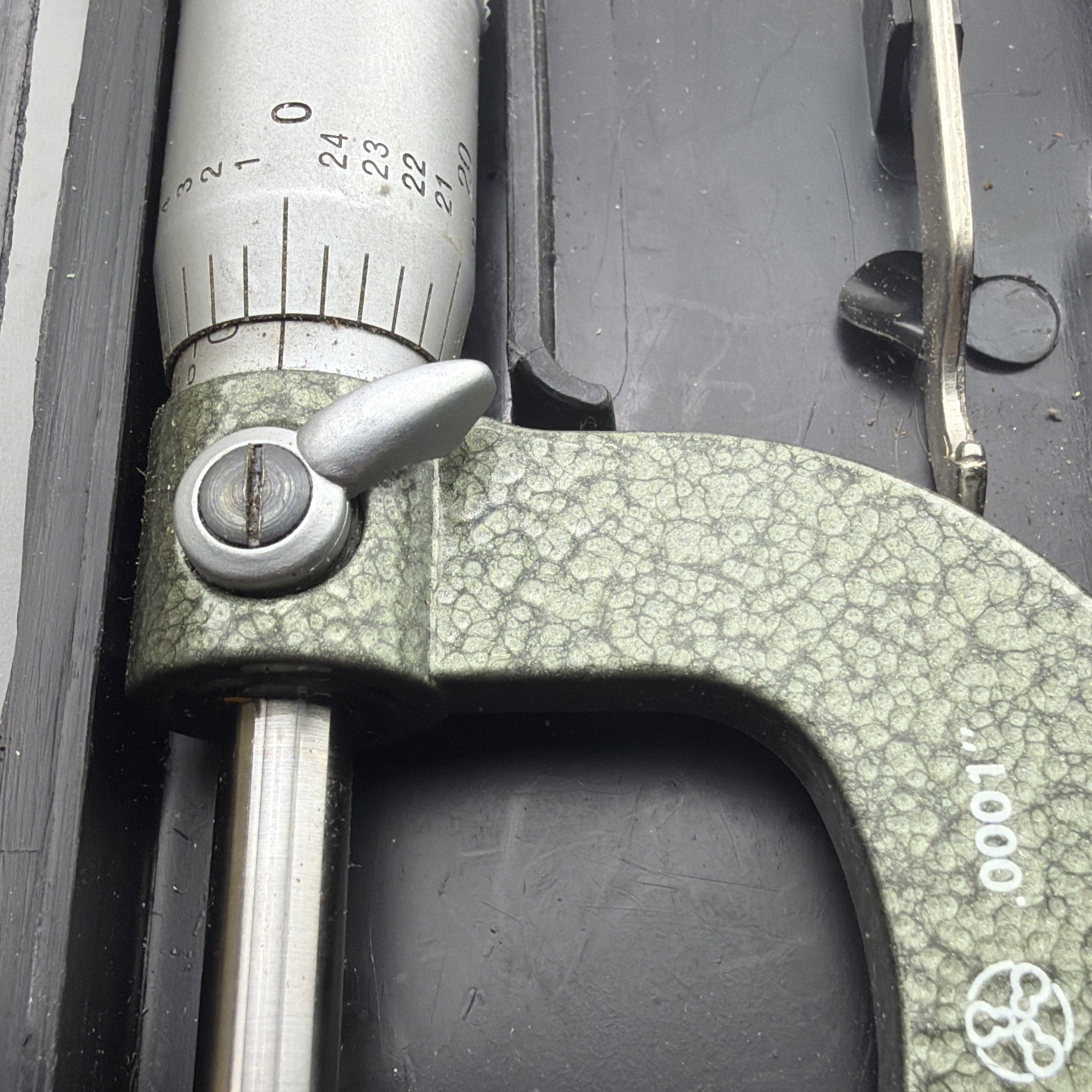Mitutoyo 103-260 Series 103 Outside Micrometer, 0 to 1″, 0.0001″