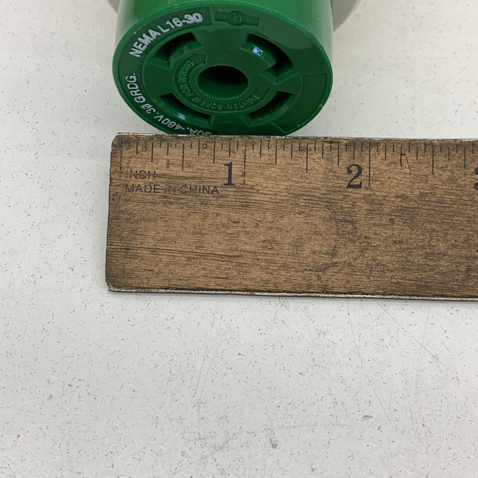 Leviton 71630-C Nylon Locking Female Cord End Connector 30A 480V 3Ph NEMA L16-30