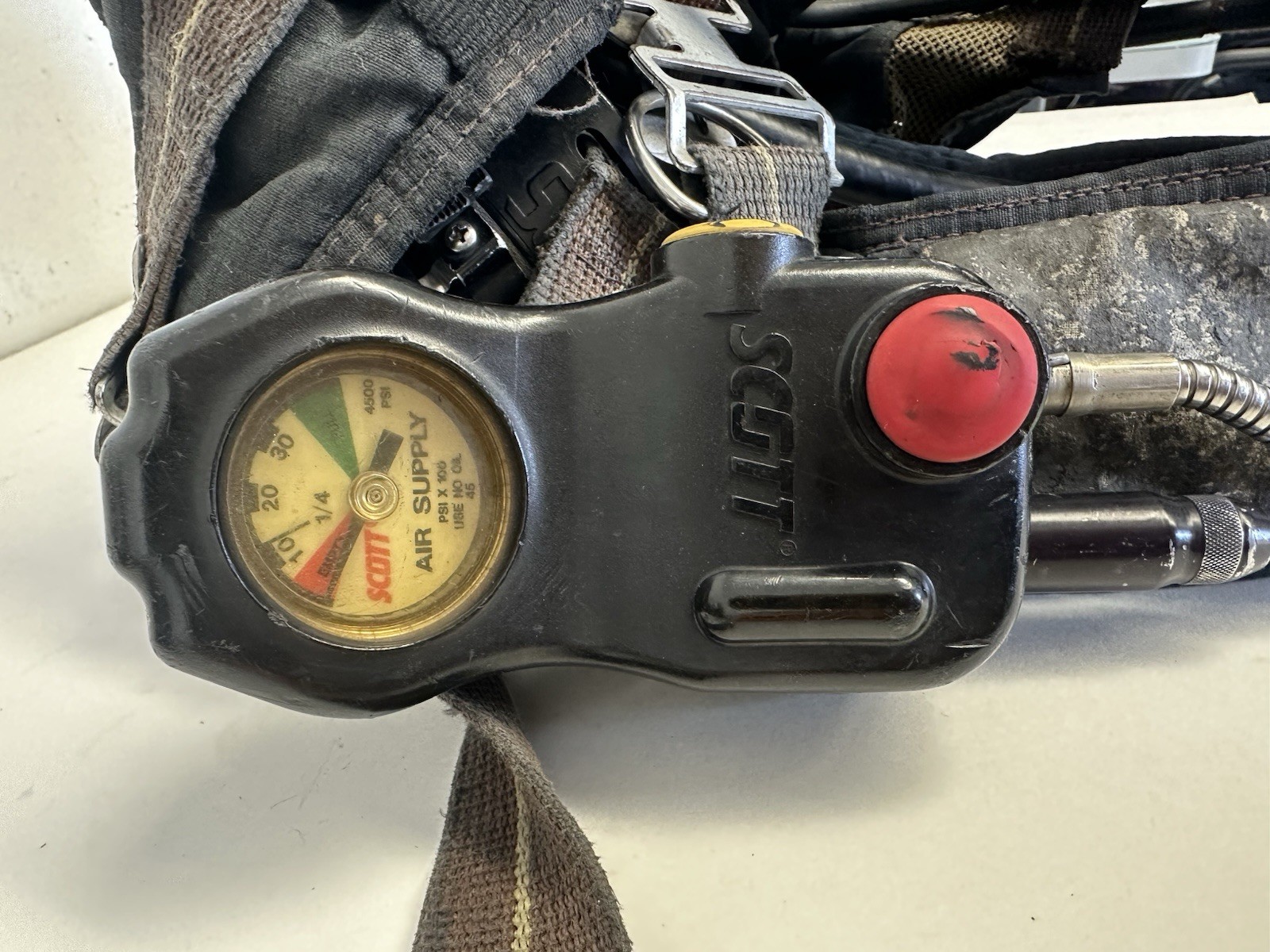 Scott Air-Pak 4.5 CBRN SCBA Harness 2007ed Pak-Alert EZ Flo Regulator HUD AP75