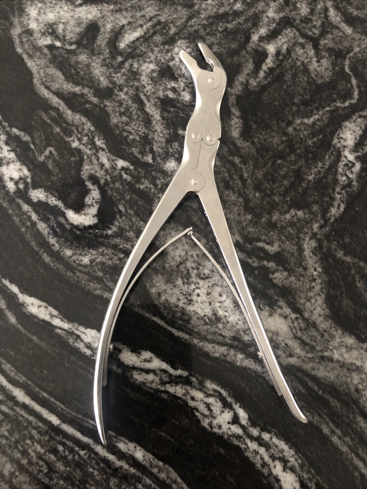 Integra Jarit 230-265 Leksell Rongeur, 3mm Bite, Full Curve, 9 1/8”