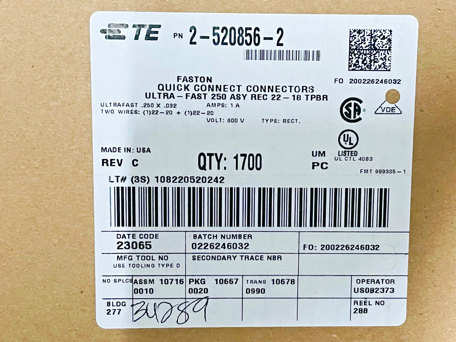 TE Connectivity 2-520856-2 Ultra-Fast Quick Disconnects, 22-18 AWG, 1700 Pieces