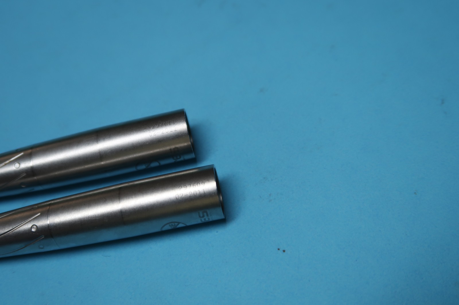 LARES 757 EURO FIBER OPTIC DENTAL HANDPIECE SET OF 2 & 1 MONTH WARRANTY