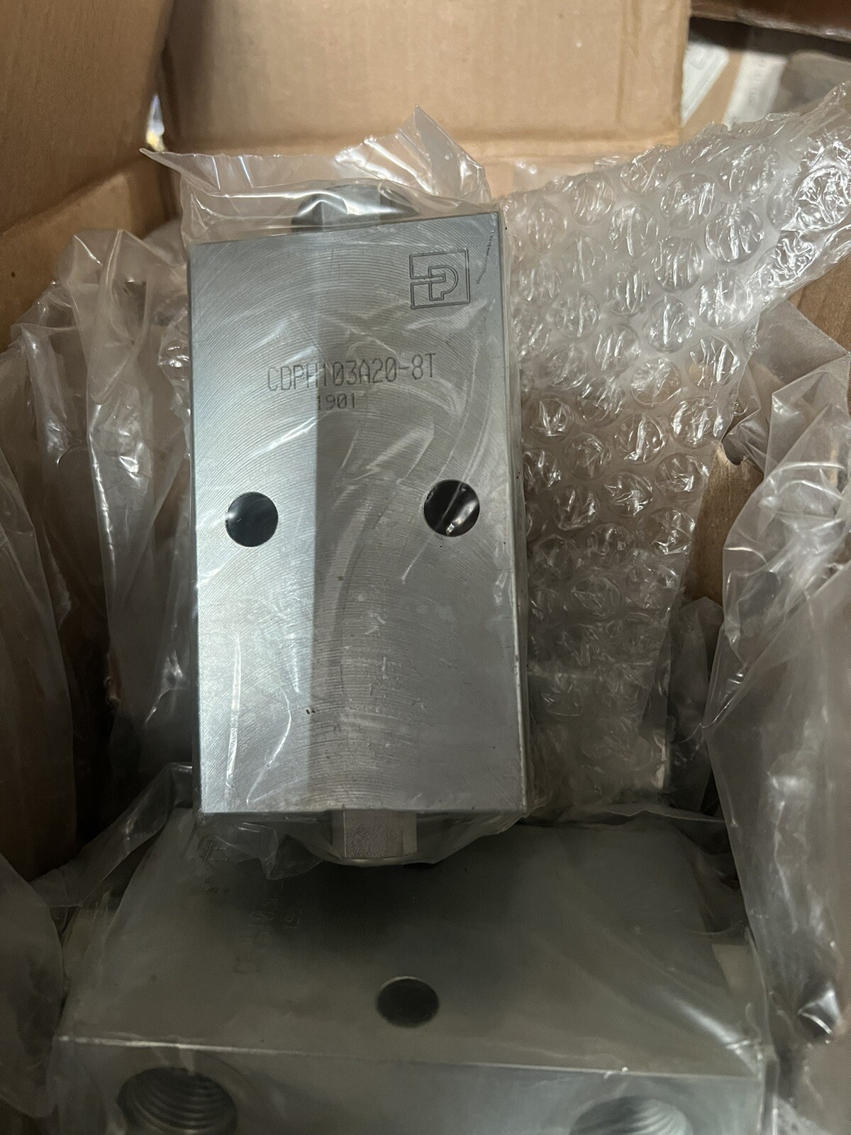 Parker CDPH103A20-8T Hydraulic Cartridge Valve Double Pilot Operated Check