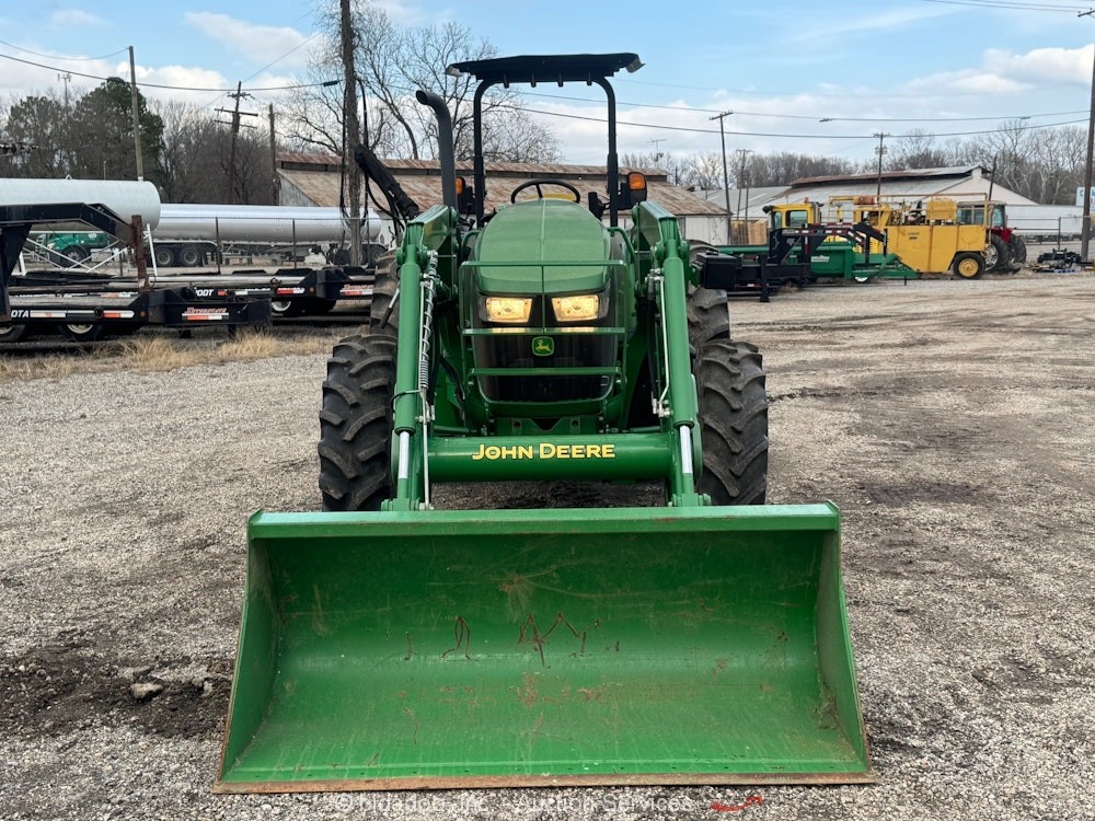 2015 John Deere 5085M 4WD Utility Farm Tractor H260 Loader PTO 3-Point bidadoo