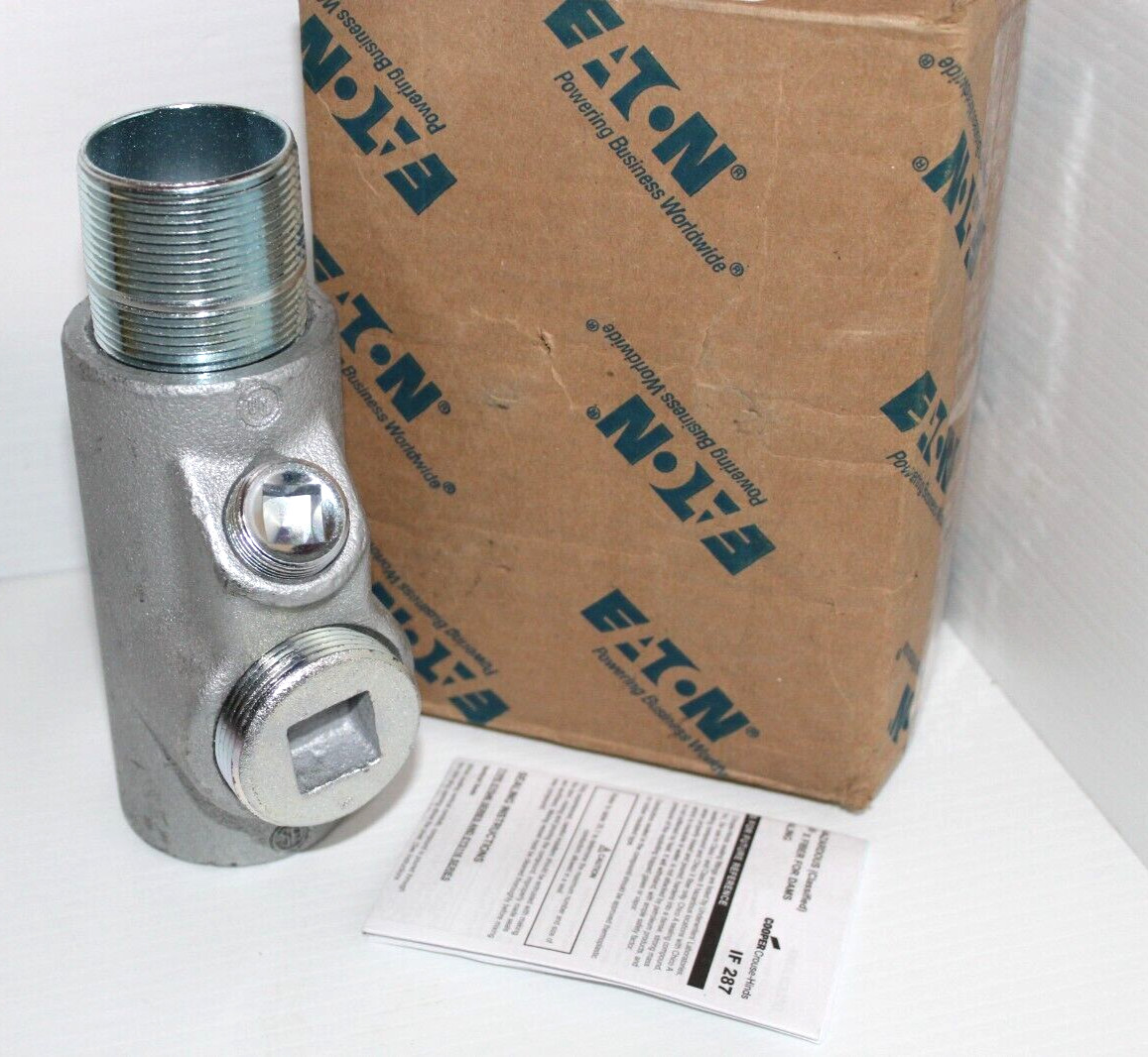 ⭐NEW IN BOX⭐ONE EATON CROUSE-HINDS EYS56 1-1/2″ CONDUIT FITTING SEALOFF