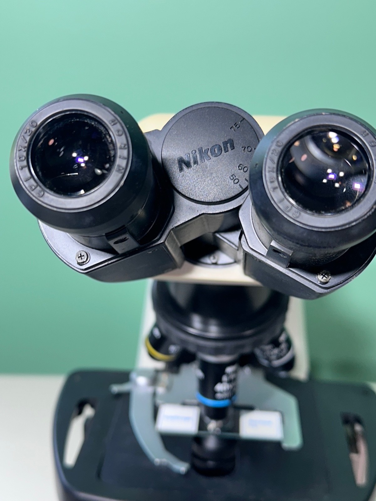 Nikon Eclipse E200 Binocular Microscope CFI E Plan 4X 10X 40X 100X Tested