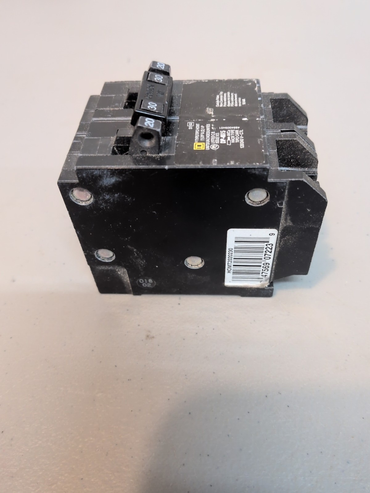 Square D Homeline HOMT2020230CP Quad Circuit Breaker 20/30 Amp