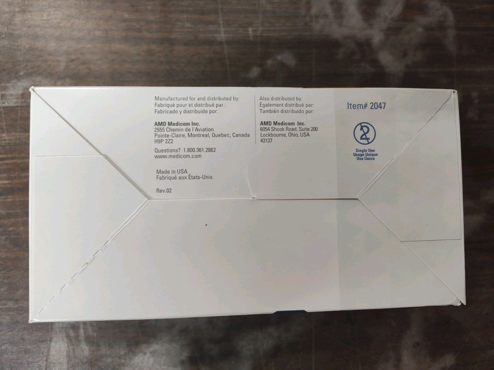 Medicom 2047 SafeMask Premier Elite Earloop Face Masks ASTM Level 3 White 50/Bx