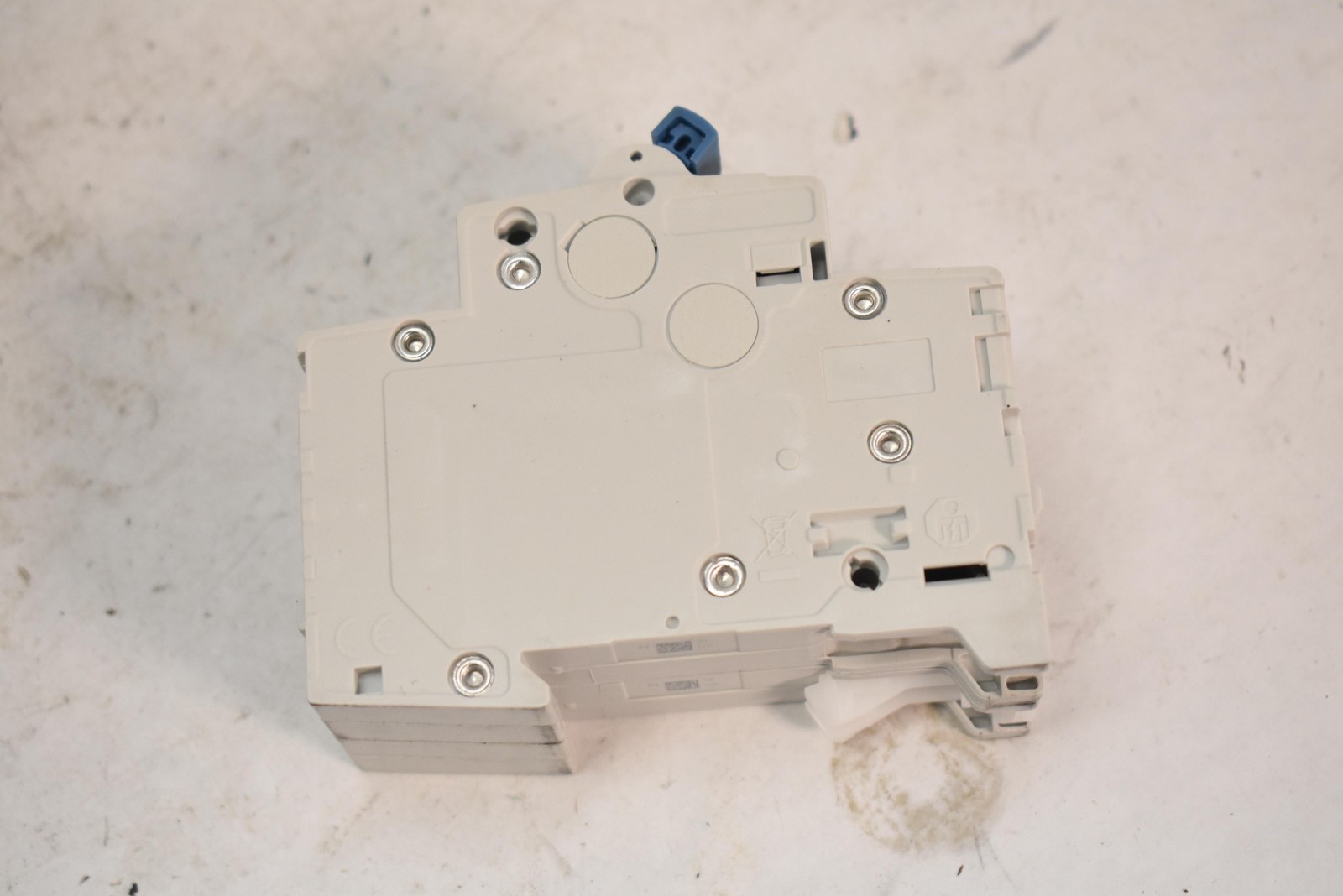 Allen-Bradley 1492-SPM2C160 SER D Supplementary Protector 2P 16A White Bulgaria