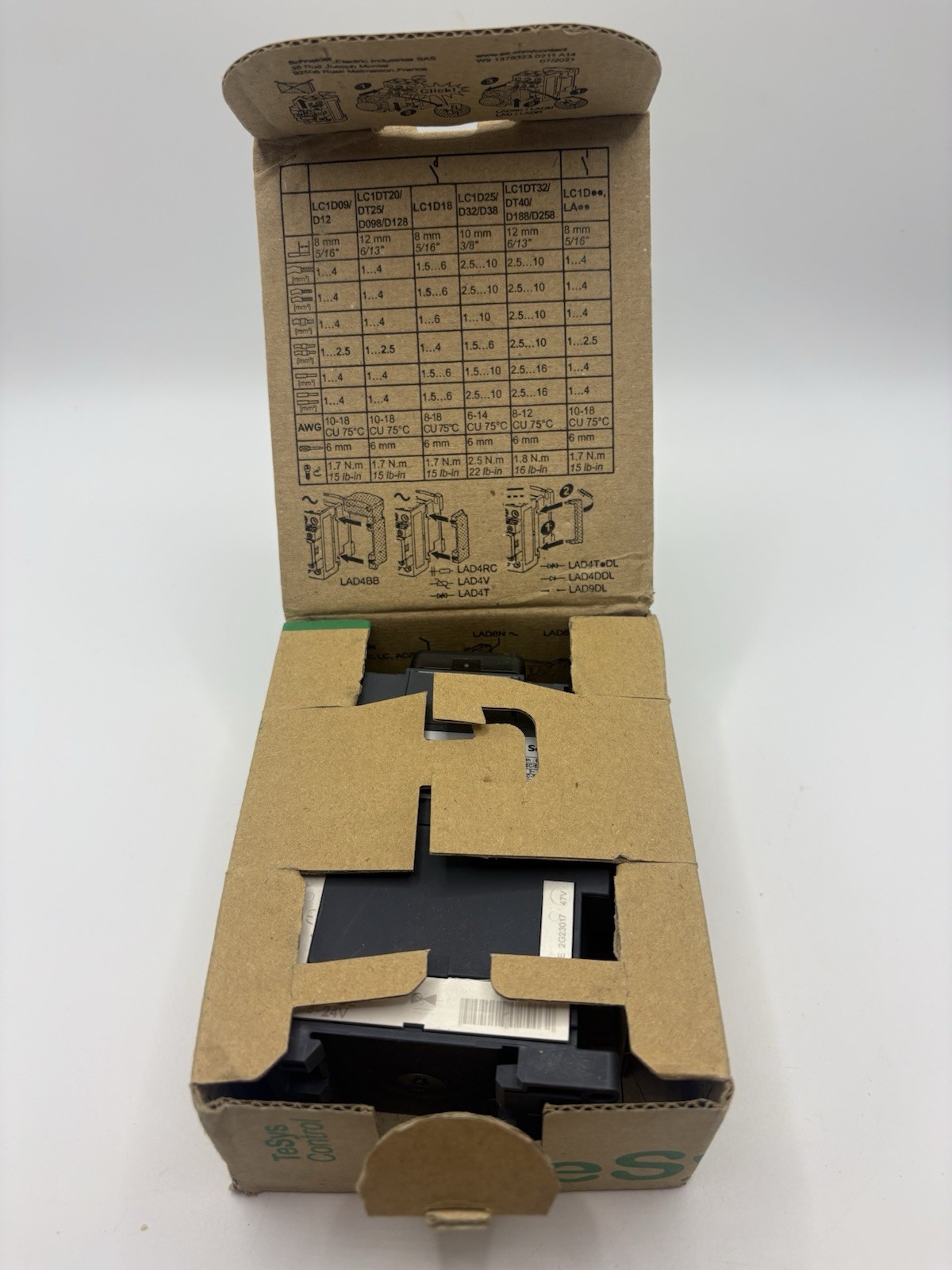 Schneider LC1D32BD IEC Magnetic Contactor 3 Pole 32 Amp 24V