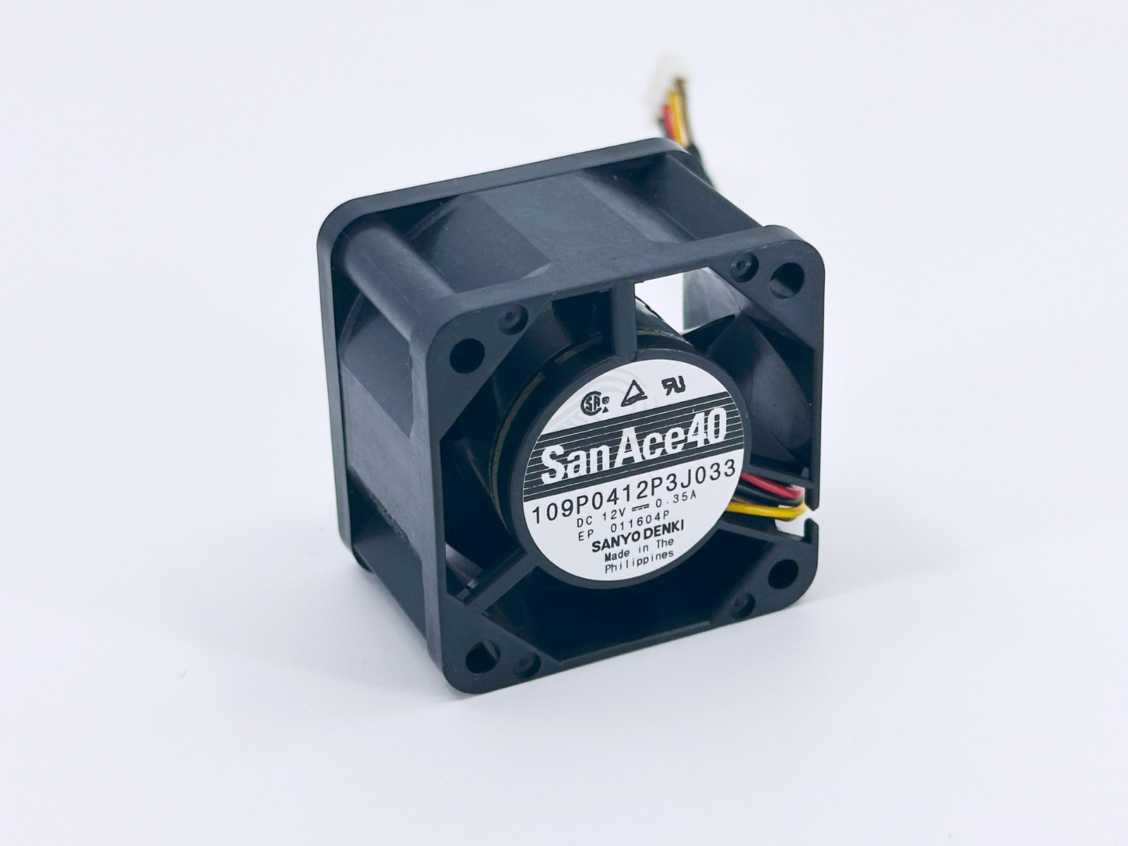 109P0412P3J033 SANYO DENKI PWM Fan 40x40x28 mm 12V 16.2CFM 12500RPM Tach Sensor