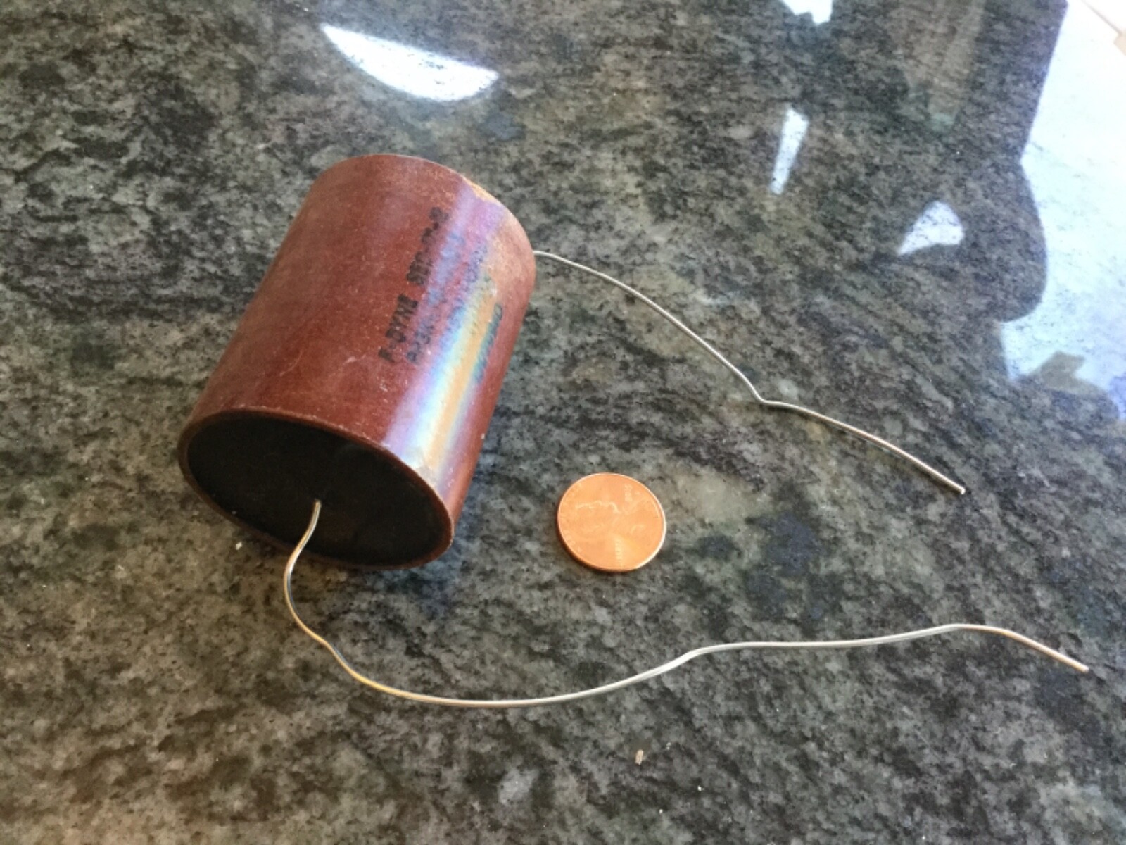 Fixed capacitor 0.75 3/4 Microfarad NSN 5910-01-176-6550 PP3X-.75-1000-5 new