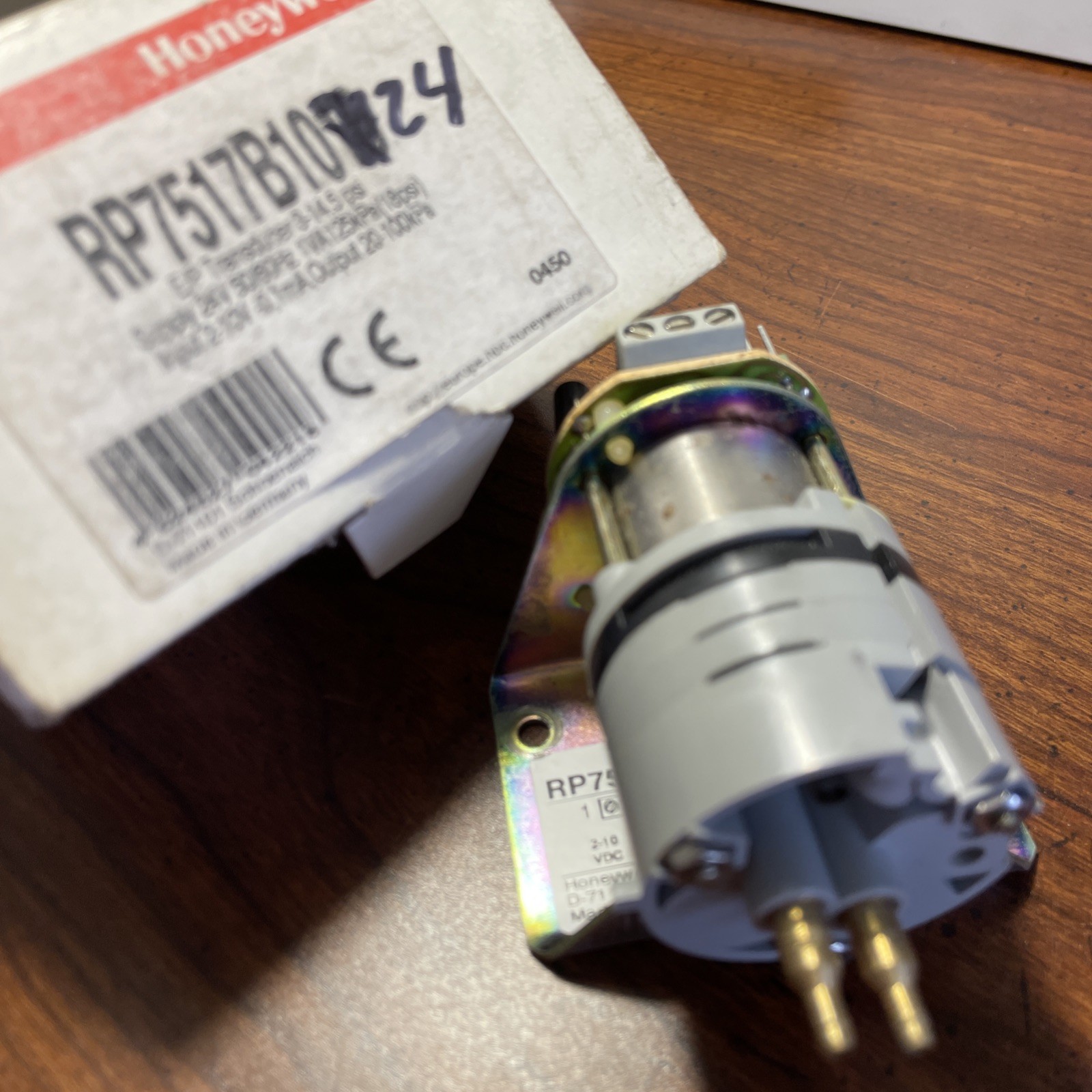*New* HONEYWELL RP7517B1024 PRESSURE TRANSDUCER