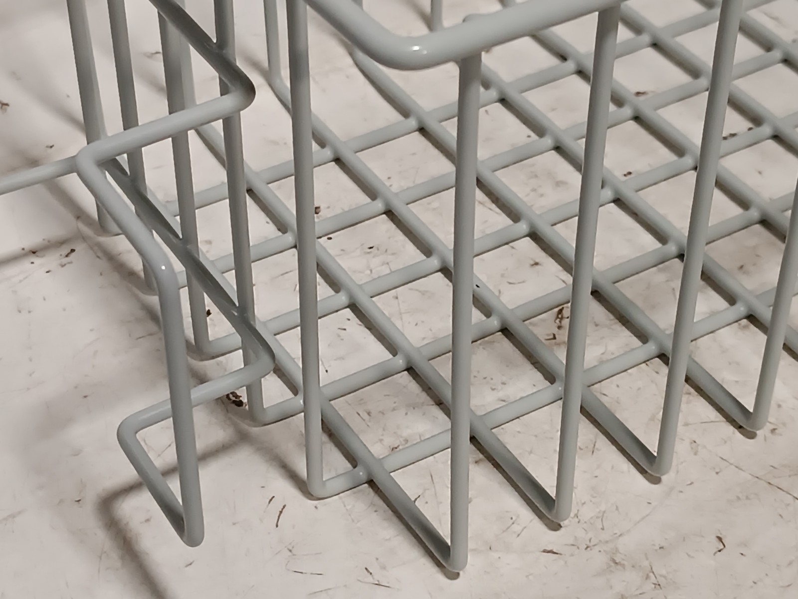 GCX RSL-0003-09 Roll Stand Utility Basket 12.75in W, 5.9in H, 7.5in D in box