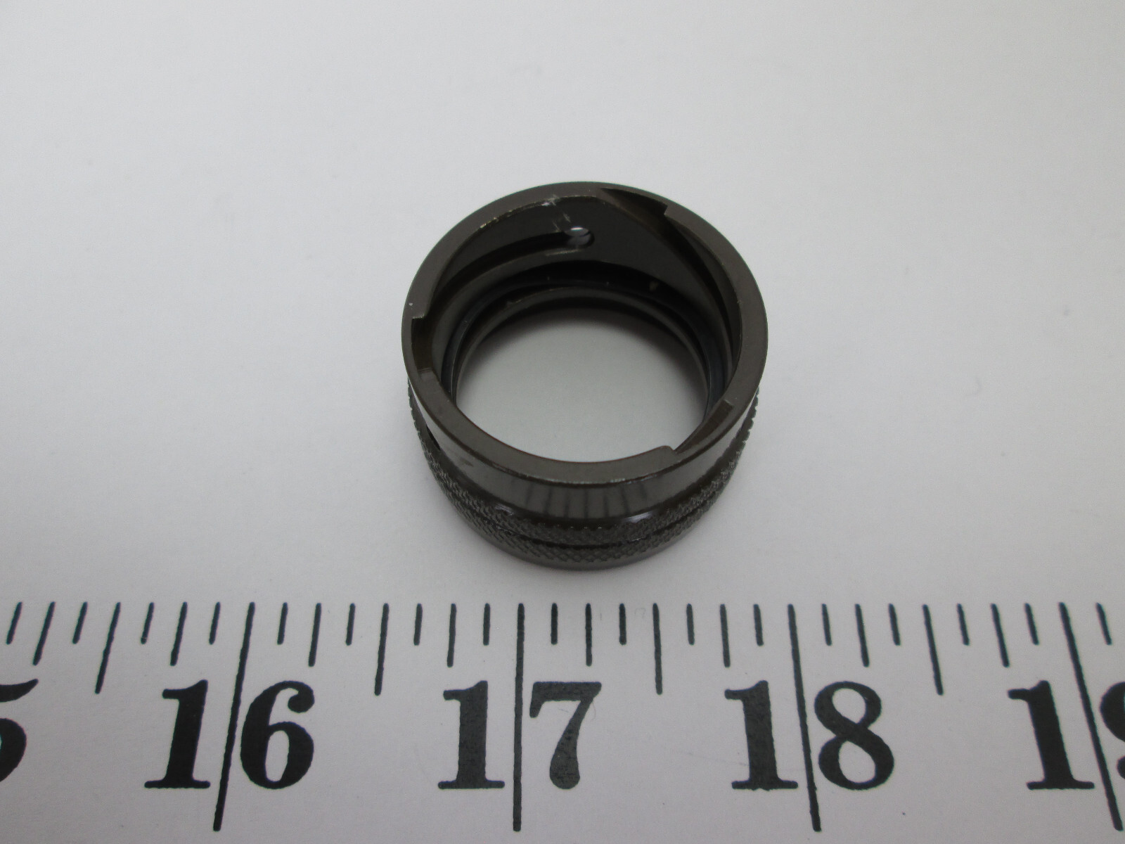 New NOS ITT Cannon 26 Position Circular Connector Plug Female Sockets SKU G