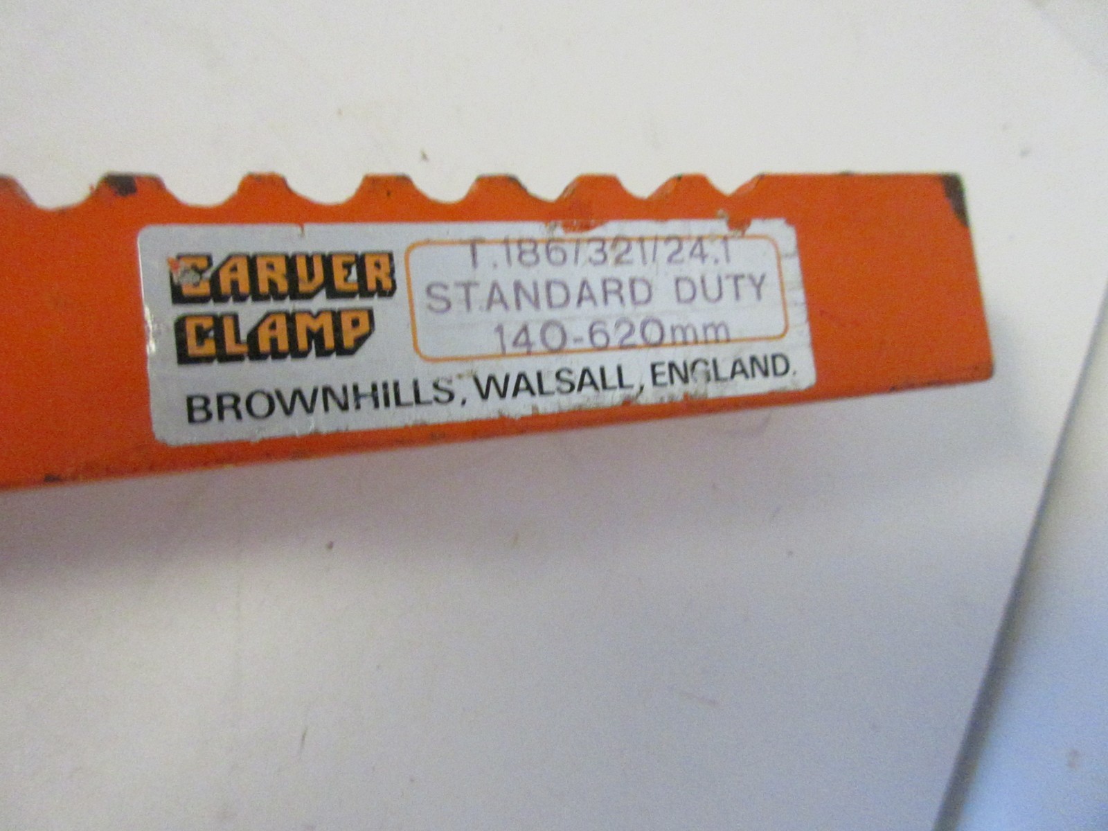 Carver Standard Duty 140-620 MM Bar Clamp T186/321/24.1 28″ Long