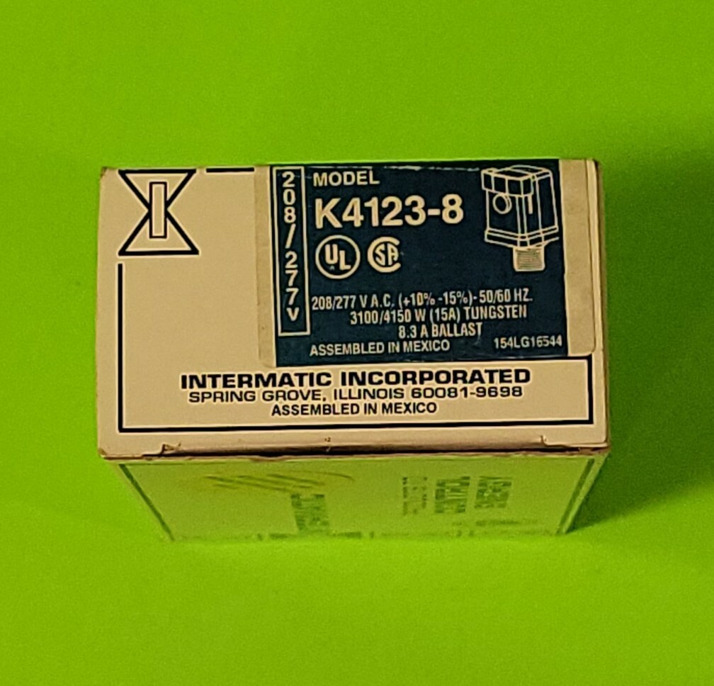 INTERMATIC Model K4123-8 Photo Control 208/277V 3100/4150W 8.3A (15A max).