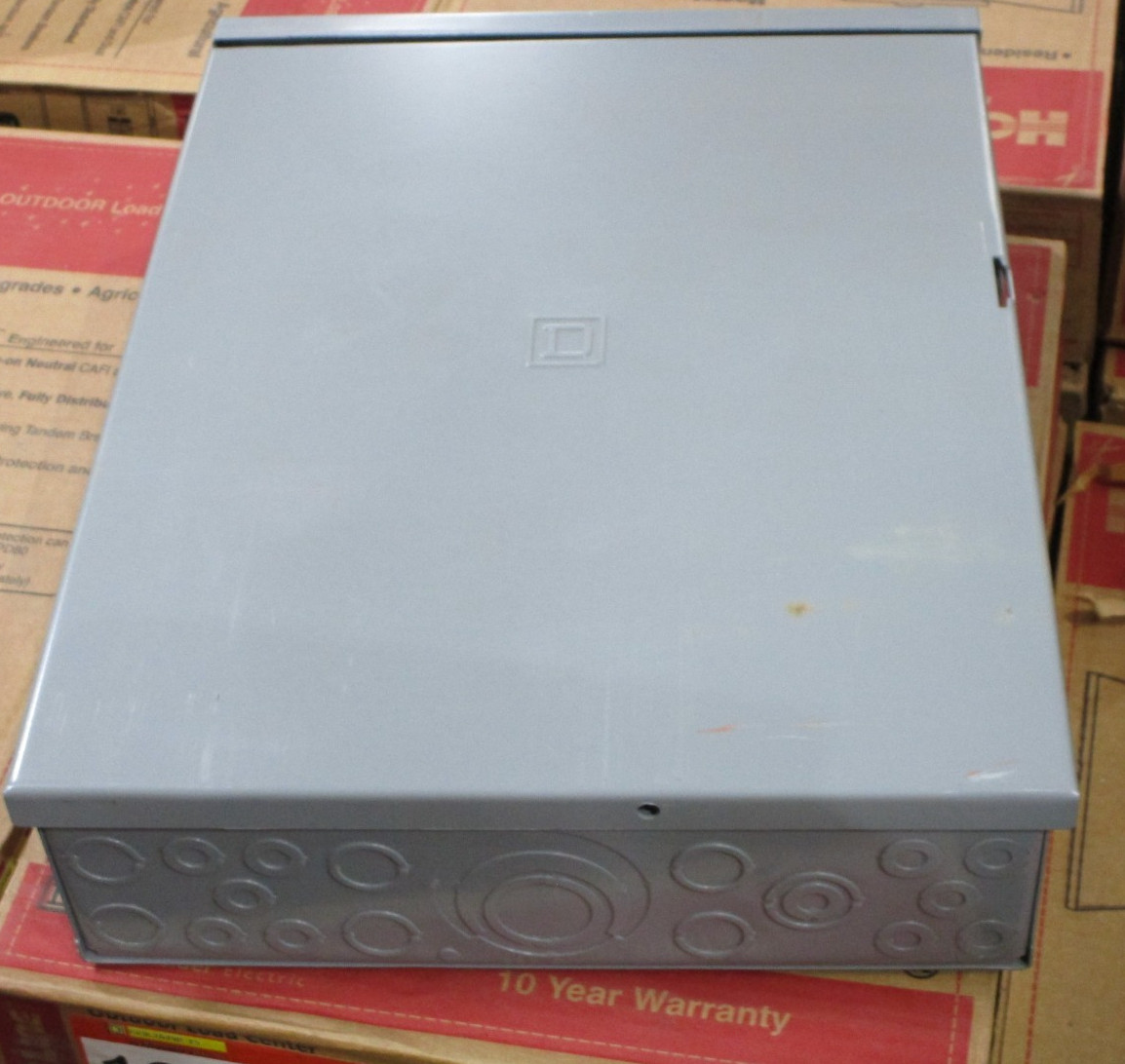 Square D 16-Circuit 125amp 8-space Outdoor Main Lugs Load Center (HOM816L125PRB)