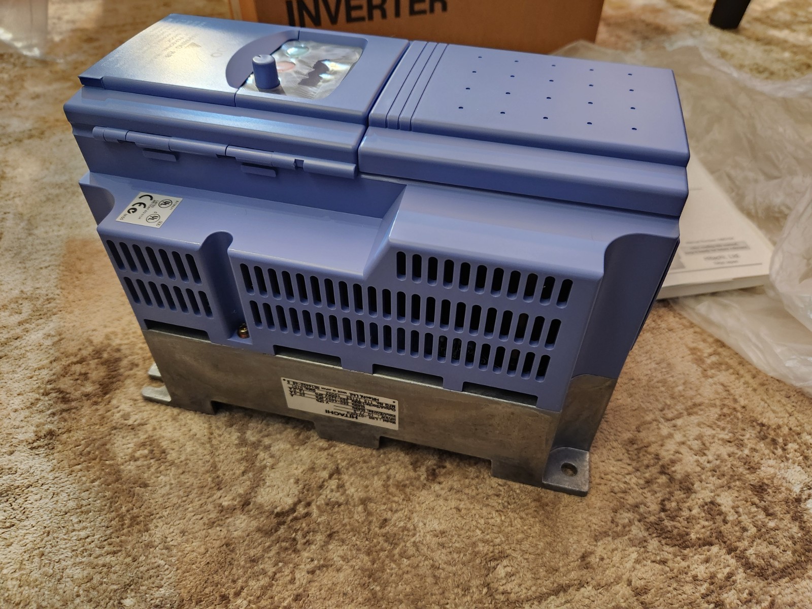 Hitachi L100-075HFU Inverter VFD 400V 3PH 7.5 kW 10 HP 380-460 16A NEW OLD STOCK