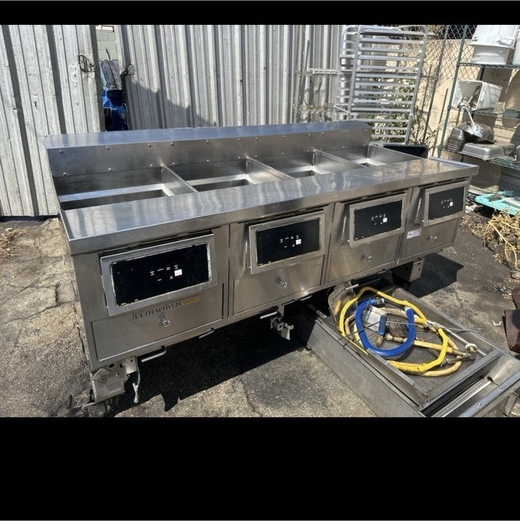 Frymaster FPPH455 Floor Model Gas 4-Vat Deep Fryer 50 lb, Filtration $5000 OBO