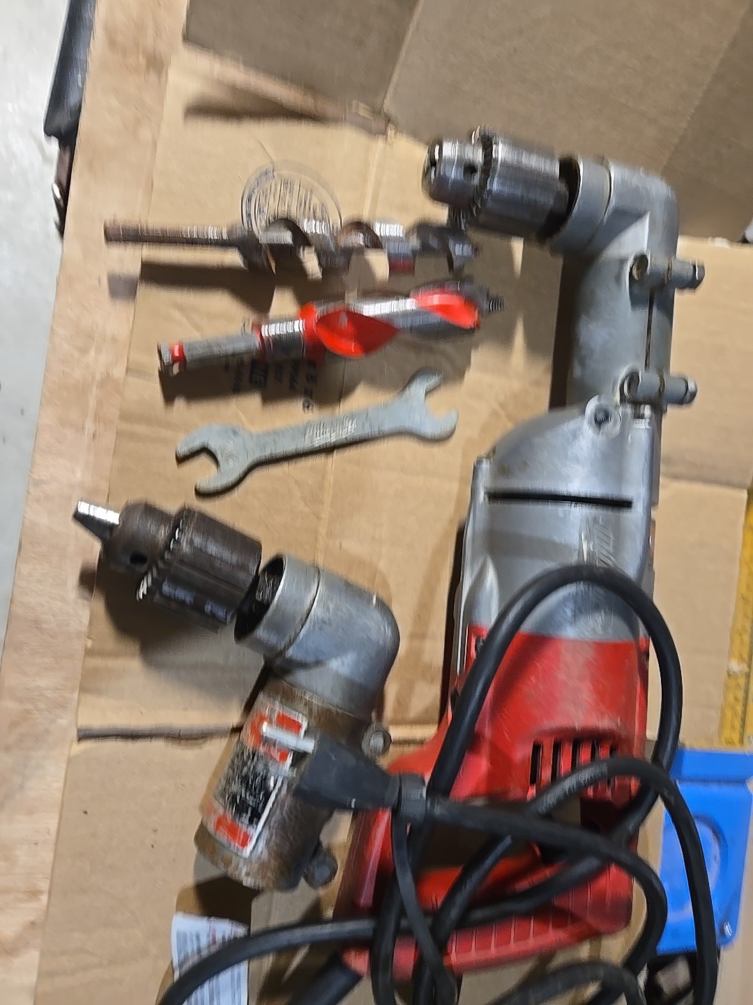 Milwaukee 1001-1 1/2 Right Angle Drill 500 RPM w/ Case And Extras Head And Bits
