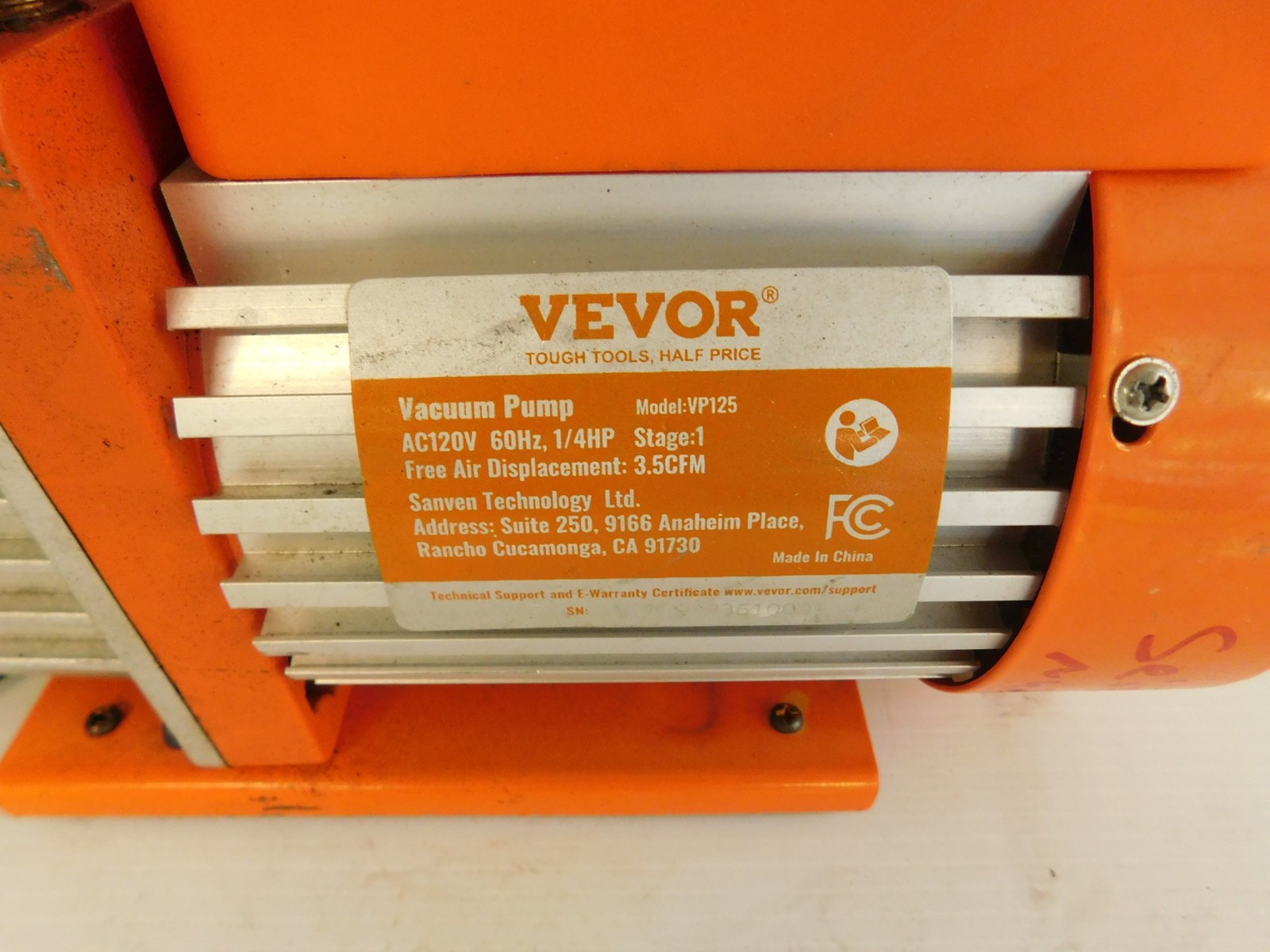 VEVOR VACUUM PUMP MODEL VP125 1/4HP, AC120V, 60HZ (JPS118)