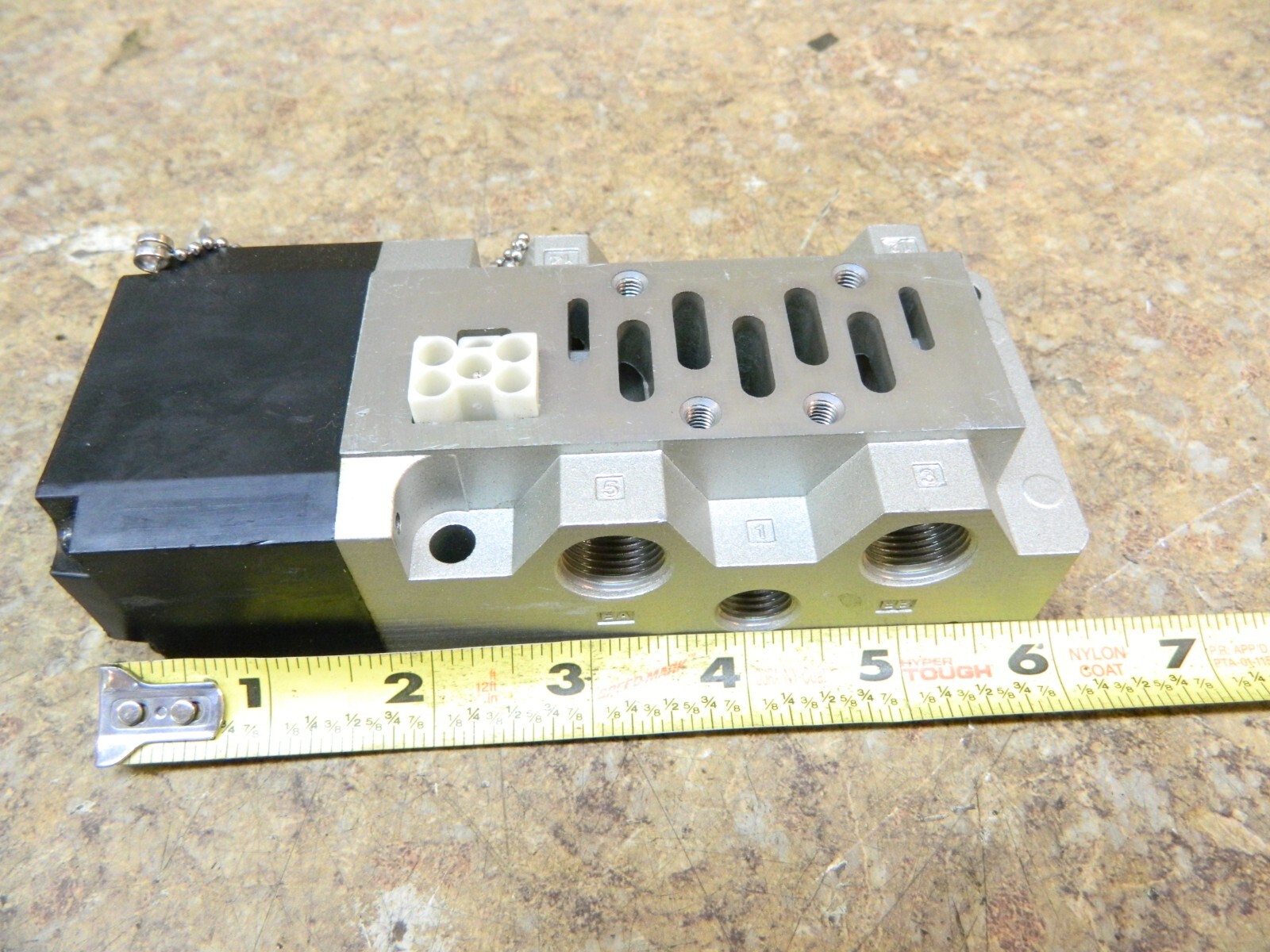 SMC US4436 Solenoid Valve Base 3/8″ NPT