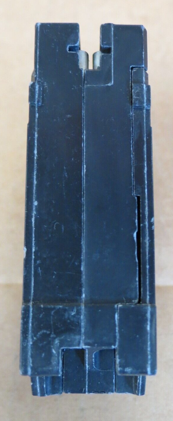 EATON BR2020 120/240V 2-POLE 20 AMP CIRCUIT BREAKER NEW