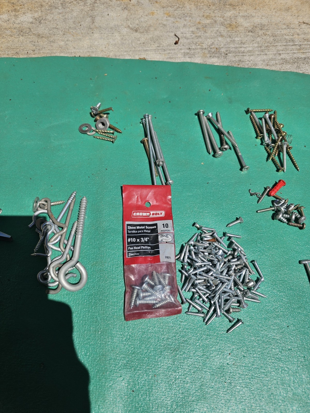 Mixed Hardware Lot Screws Anchors Hooks Toggle Bolts Sheet Metal Wood Screws