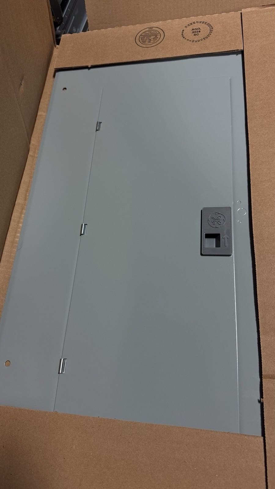 GE 200A 20/40 Main Lug Indoor Load Center Panel w/ Breakers – TLM2020CCUGK