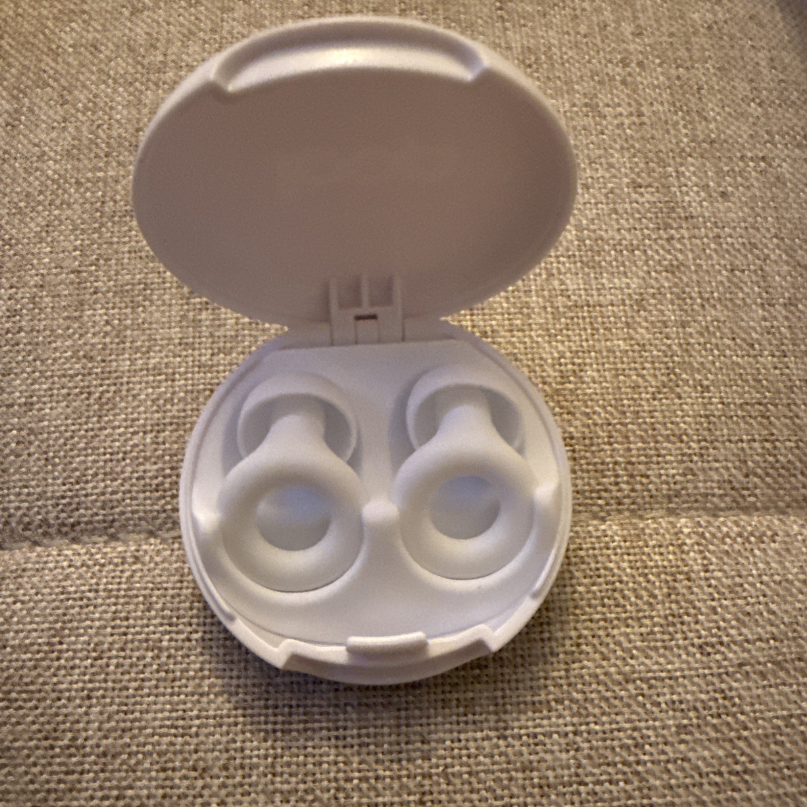 LOOP QUIET 2 EAR PLUGS DOUBLE TIPS ULTRA-COMFY REUSABLE EARPLUGS/WHITE/Open Box