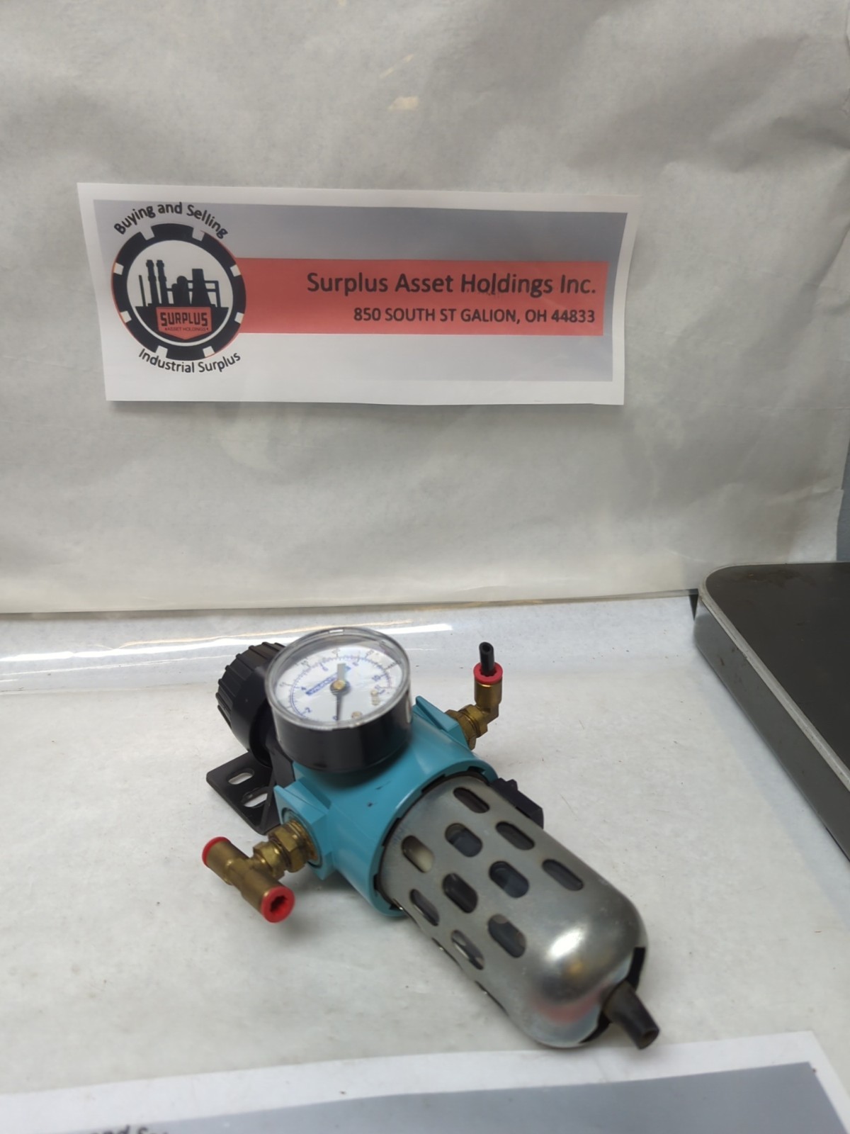 WILKERSON,CB6-03-00B K95,AIR FILTER REGULATOR PRE-OWNED