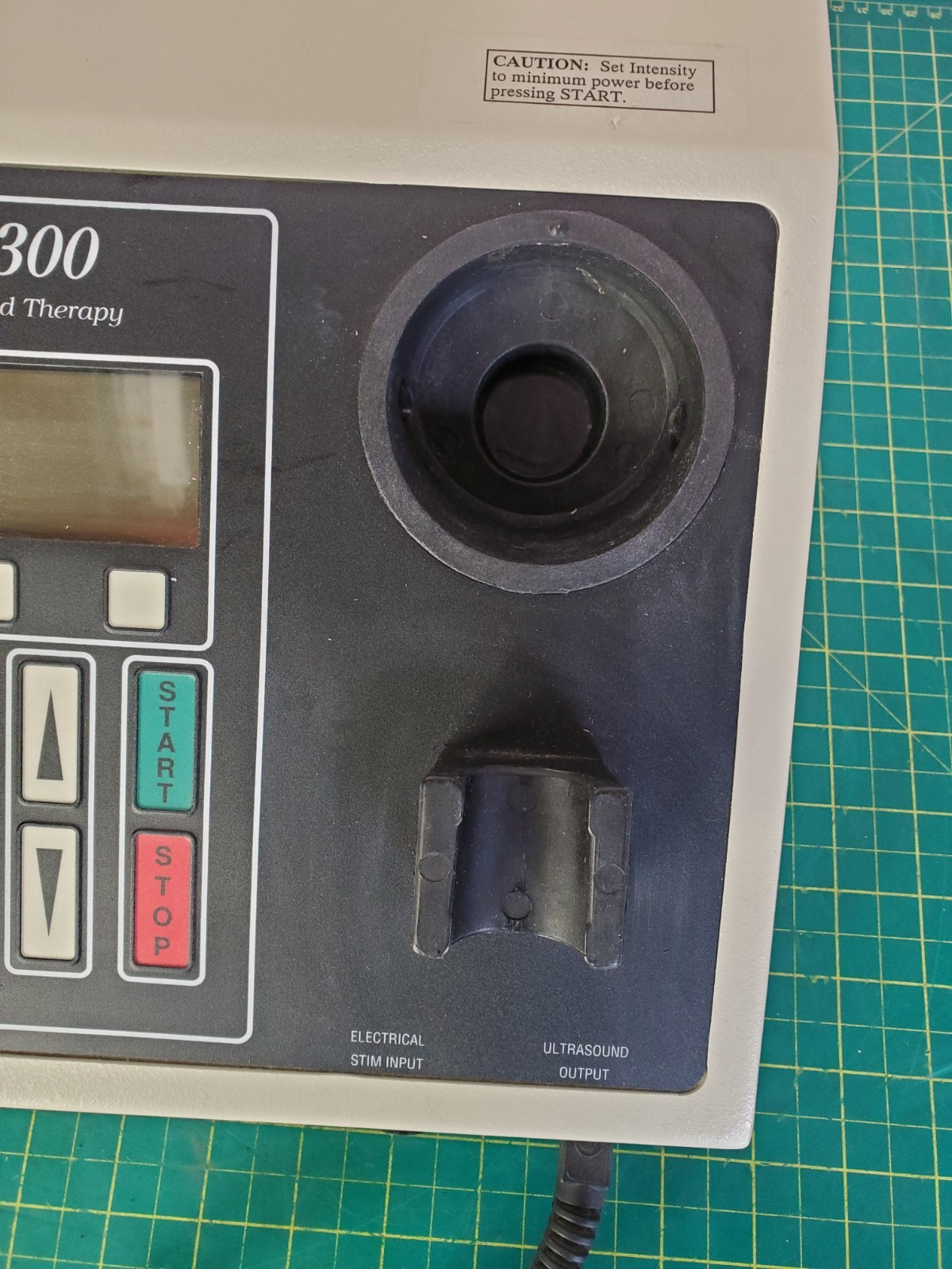 Dynatronics Dynatron 300 Machine With 300-5 Applicator