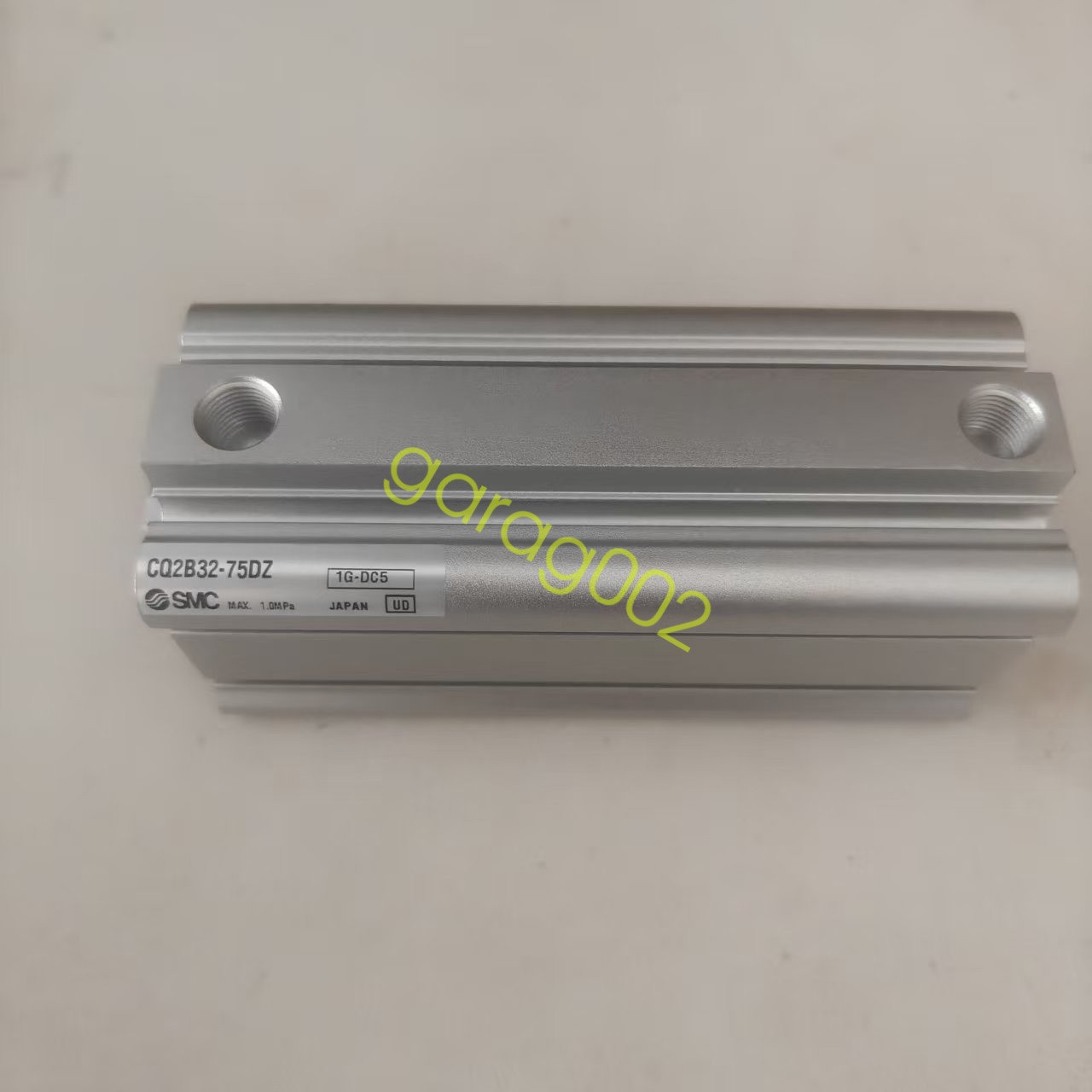 SMC CQ2B32-75DZ Compact Cylinder Double Acting Single Rod without Auto Switch