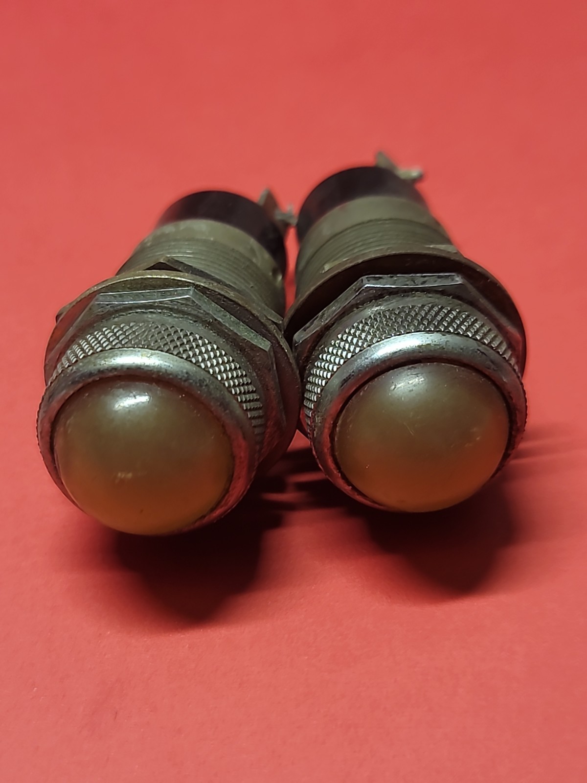 Lot of 10 Vintage Dialco Dialight 75W 125V Panel Indicator Light Socket Untested