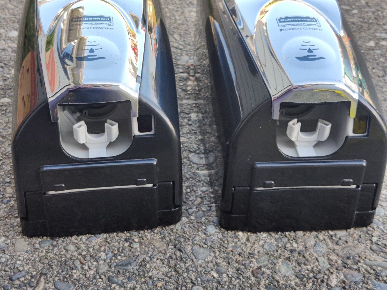 Rubbermaid Commercial Autofoam Hands-Free Dispenser Solar Cells Lot Of 2