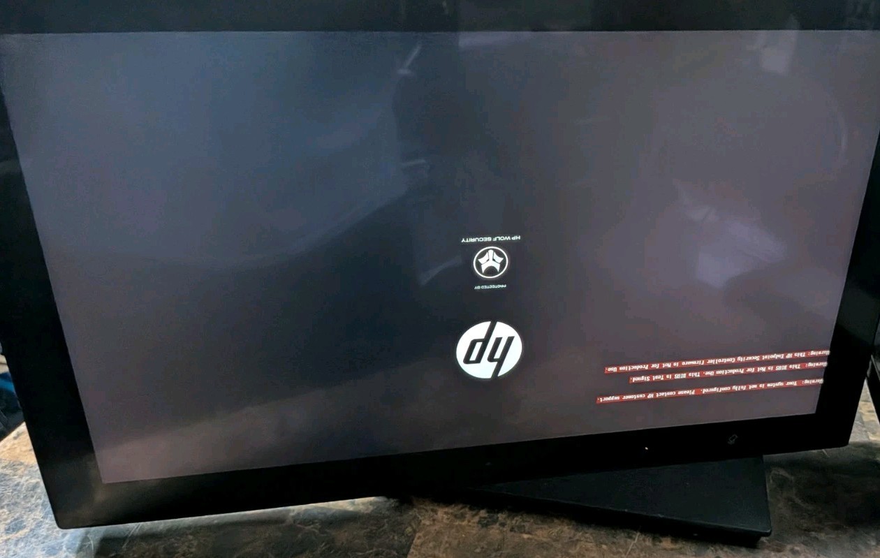 *Parts* HP Engage One Pro AIO G2 15.6″ POS SYSTEM DDR5 SUPPORT, Barebones