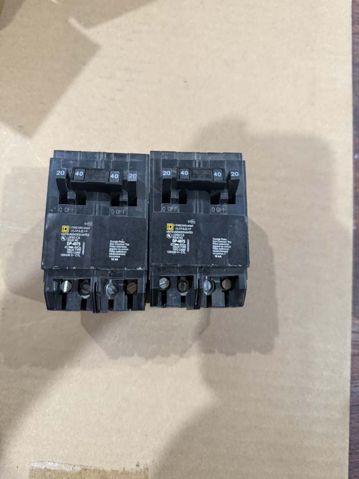 Square D HOMT1515240 Quad Tandem Circuit Breaker 15 & 40 Amp New (3) pack