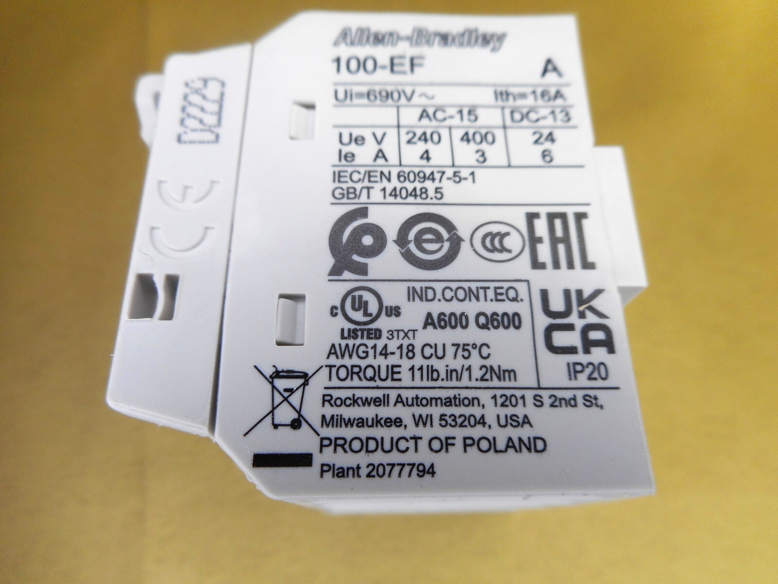 Allen Bradley 100-EFA22 auxiliary contact (NIB)