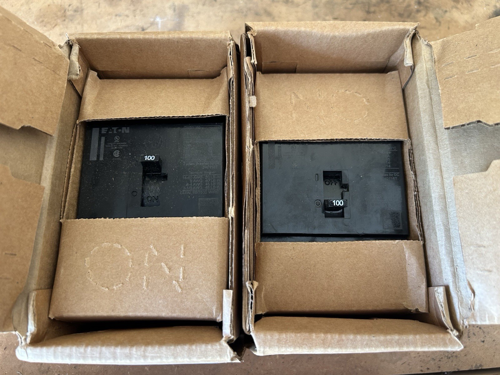 Eaton Cutler Hammer GHB3100 100A 3-Pole Molded Case Circuit Breaker 480V NEW