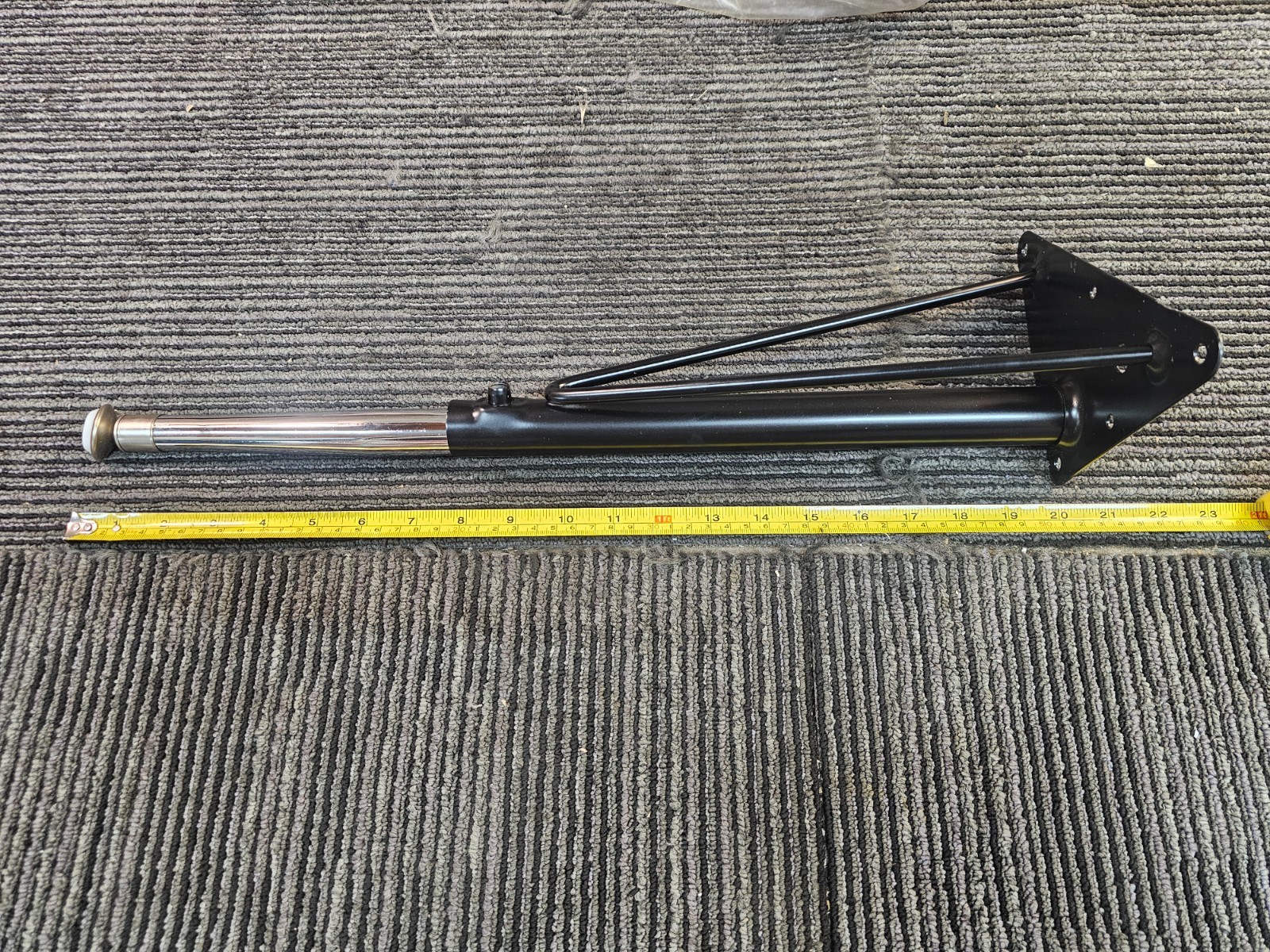 (QTY 4) Tapered Metal Table Leg 20″ XU-LEG-LONG-GG Black / Chrome Adjustable