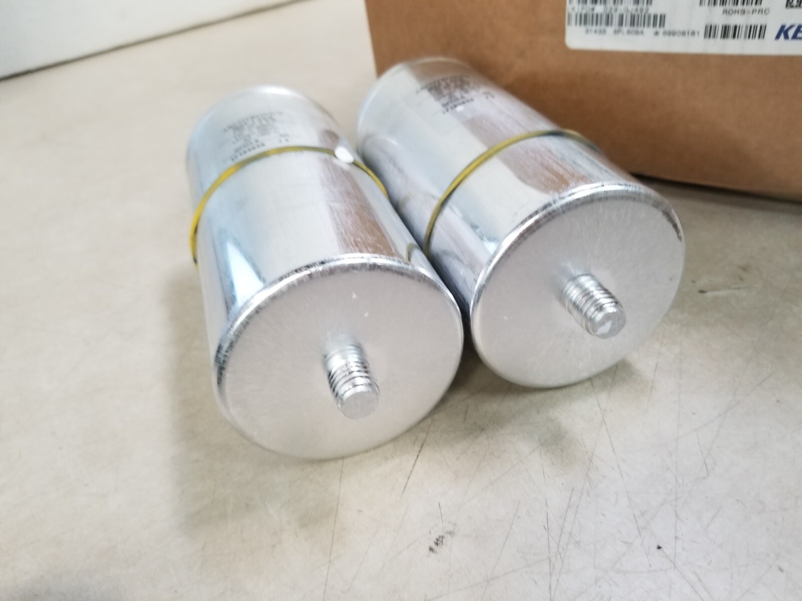 Lot of 2 – Arcotronics Capacitor MKP 1.44/A GPD/LS SH 17153635 C44AFGP6130ZA0J