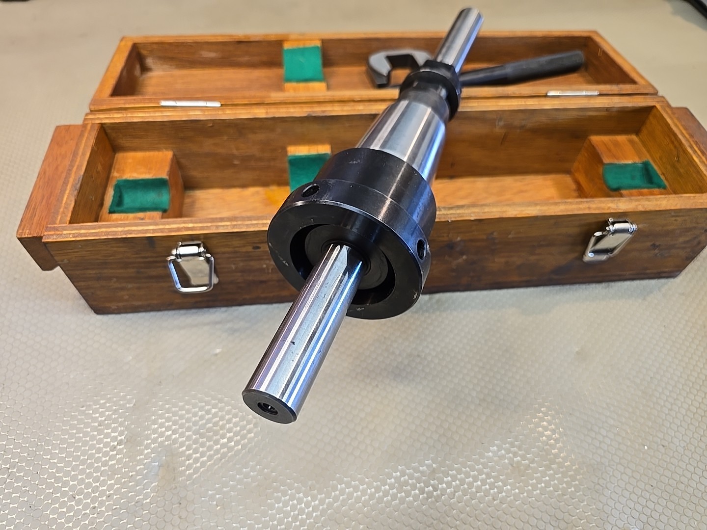 Grinding Wheel Balancing Arbor Mandrel In Wood Case Wheel Balancer Tool NICE