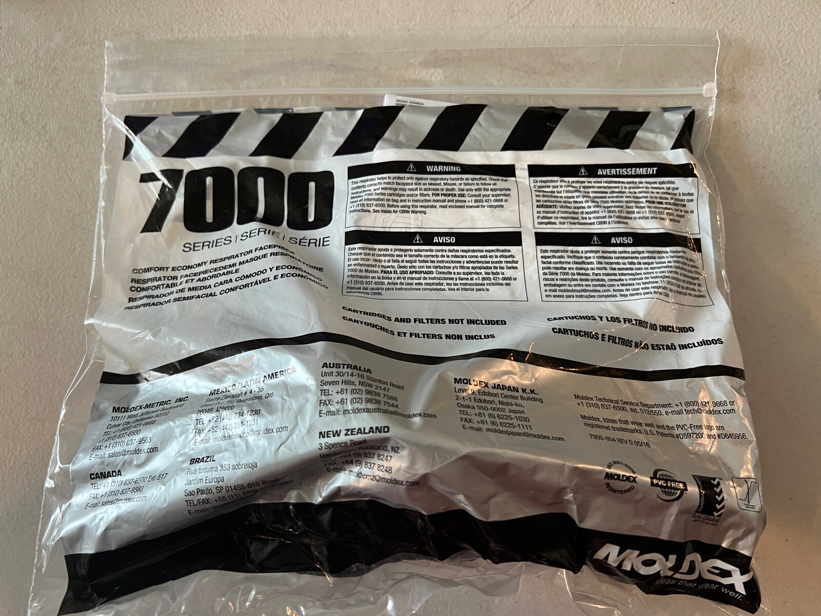 Moldex 7003 L 7000 Series Half-Mask Respirator, Medium, Grey, Expires 09/2026