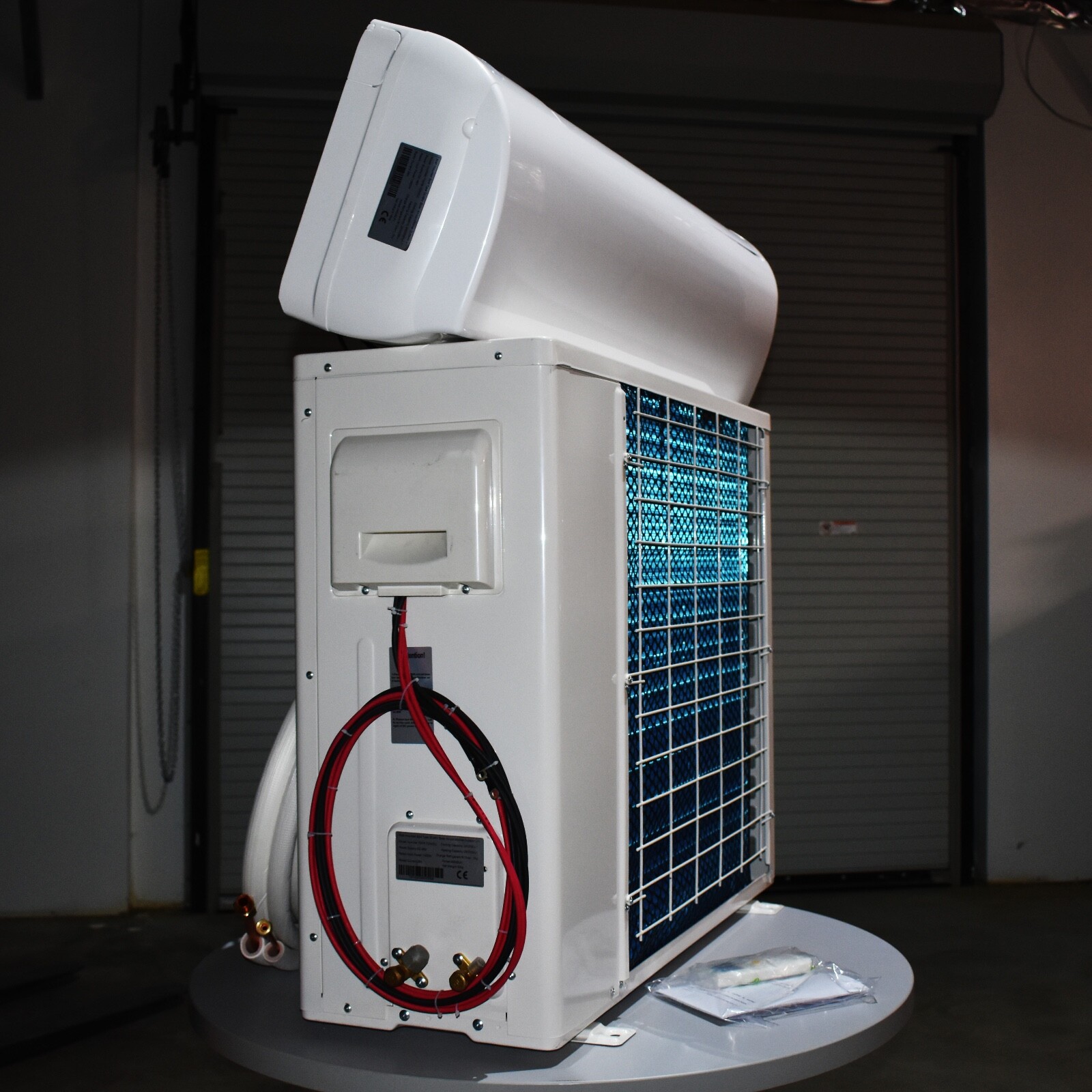 24000 BTU/h Solar 48V Battery Powered Heat Pump Mini split solar air conditioner
