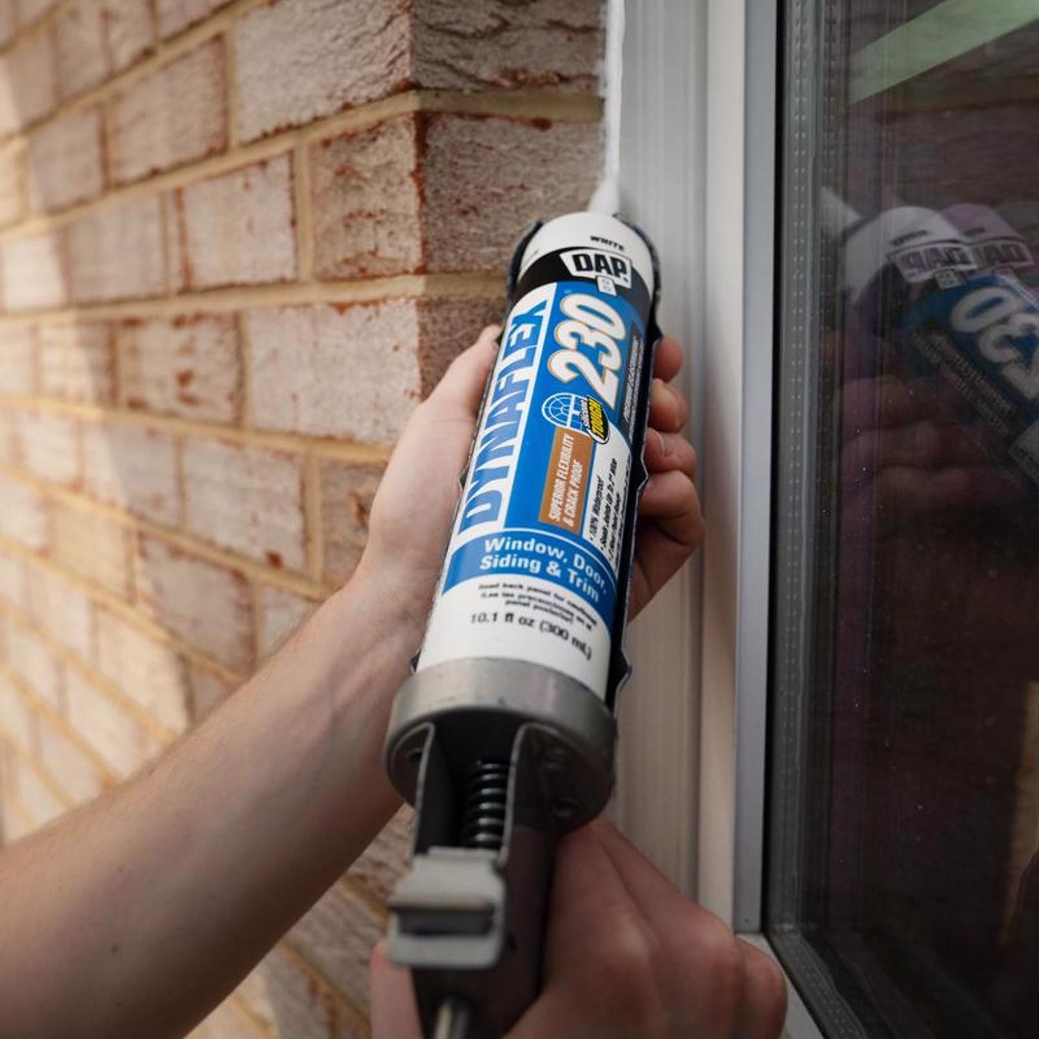 DAP 18286 Gray Dynaflex 230 Premium Elastomeric Sealant 10.1 oz. (Pack of 12)