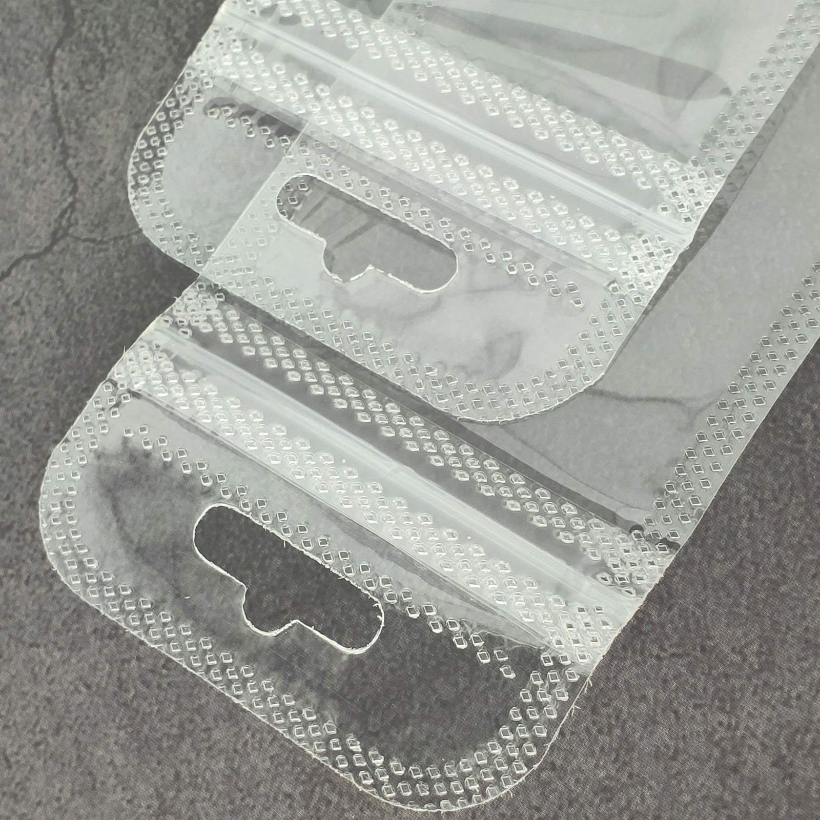 200 Clear Reclosable Plastic Poly Bags Zip Seal with Hang Hole 2.36 MIL
