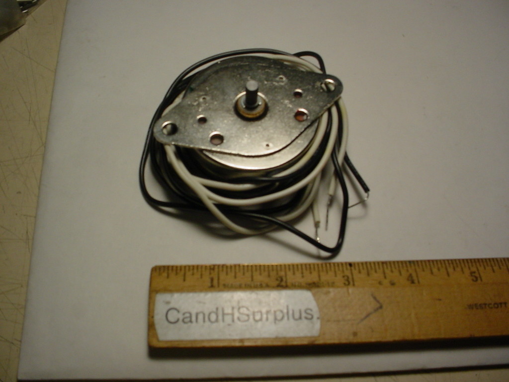 Airpax LA81718 synchronous motor 300 rpm 115 volt Lot of 2 pcs